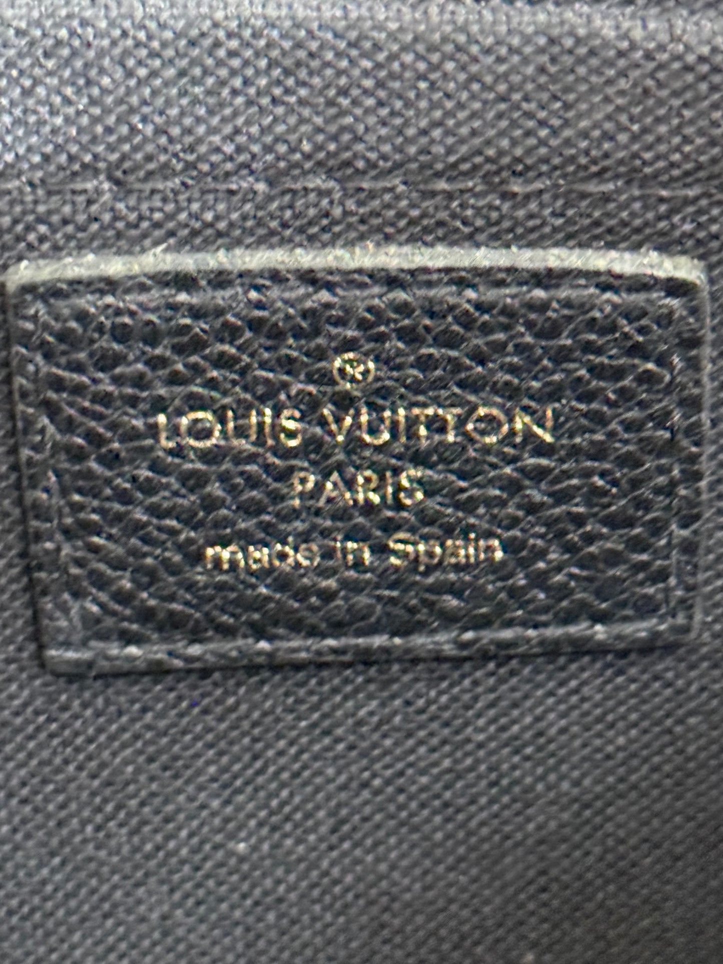 Pallas Clutch w/ Box , Receipt, and Paper bag-Year: 2017