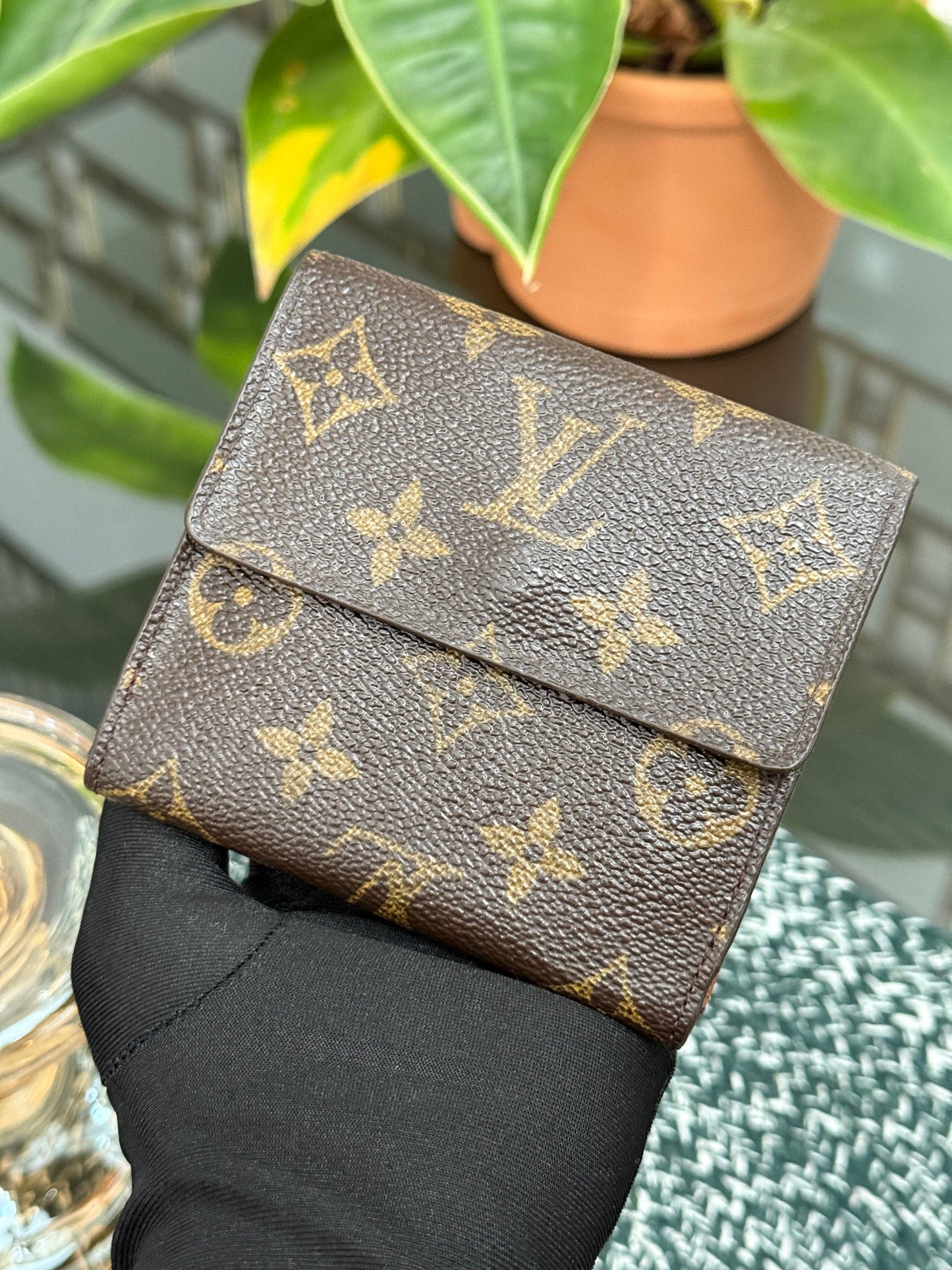 Monogram Elise Trifold Compact Wallet ๐๏ธ Year: 1999