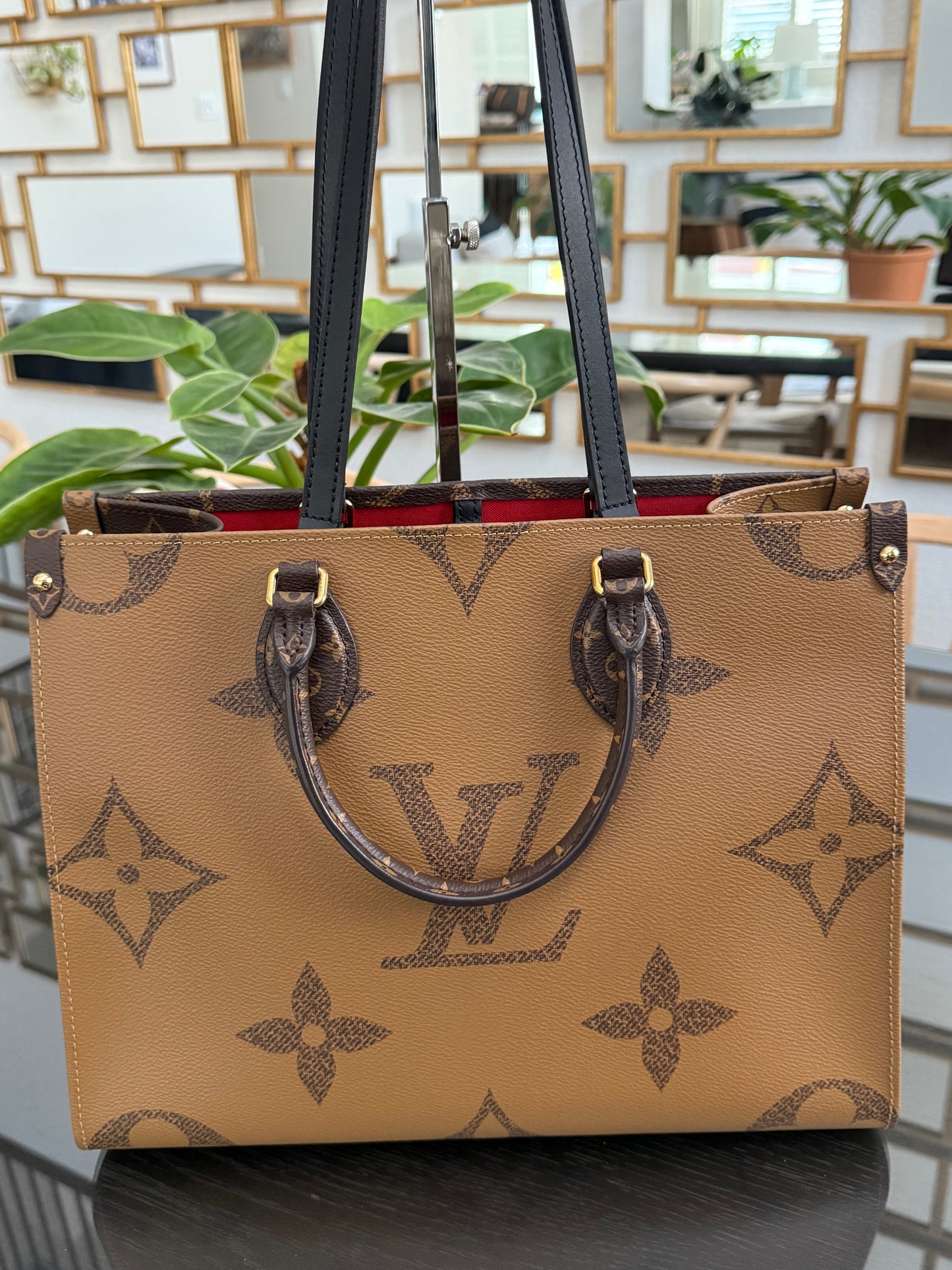 On The Go MM in Monogram with Dustbag -Microchip