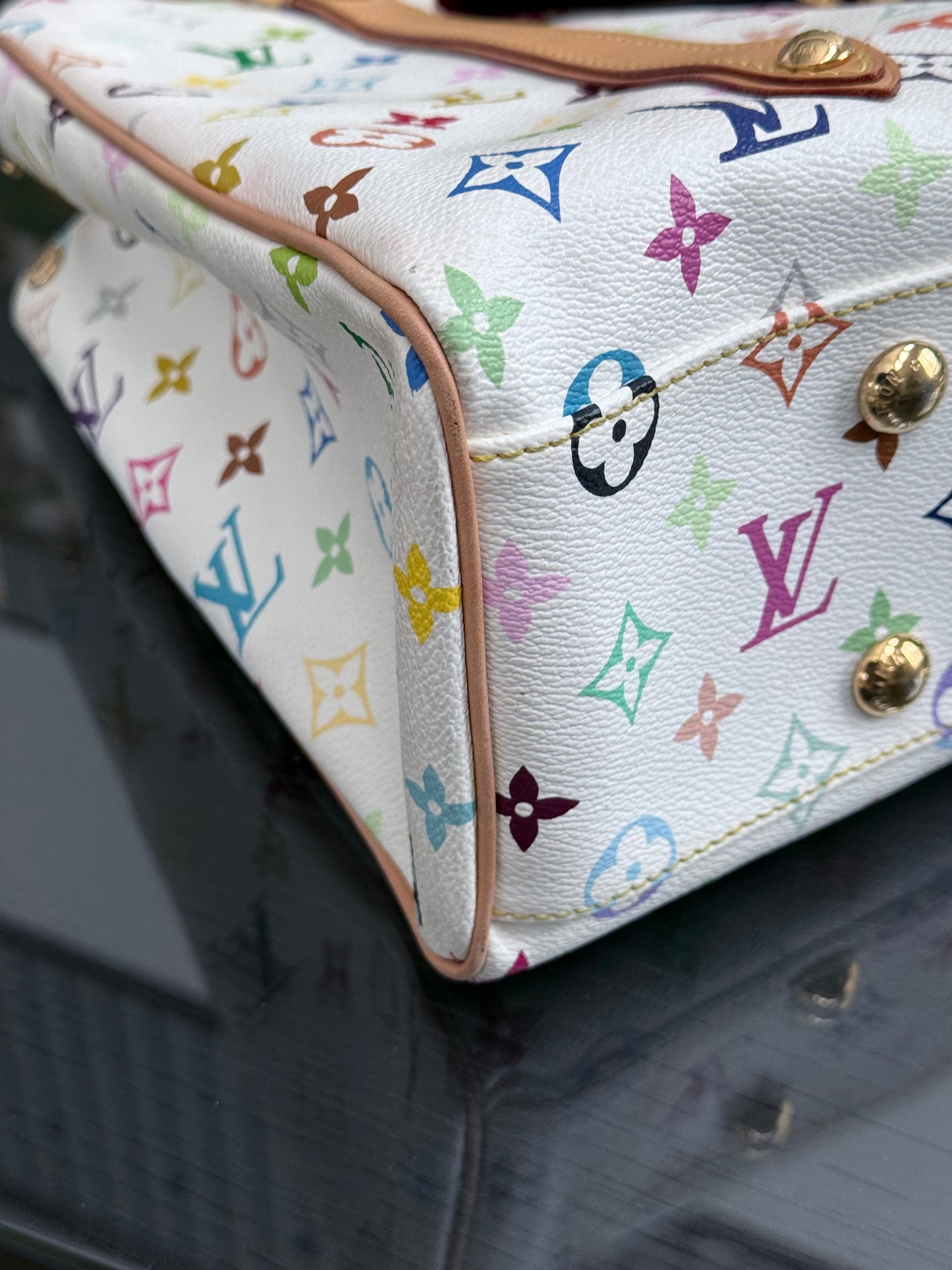 Aurelia MM Multicolor White with Dustbag π
Year: 2006