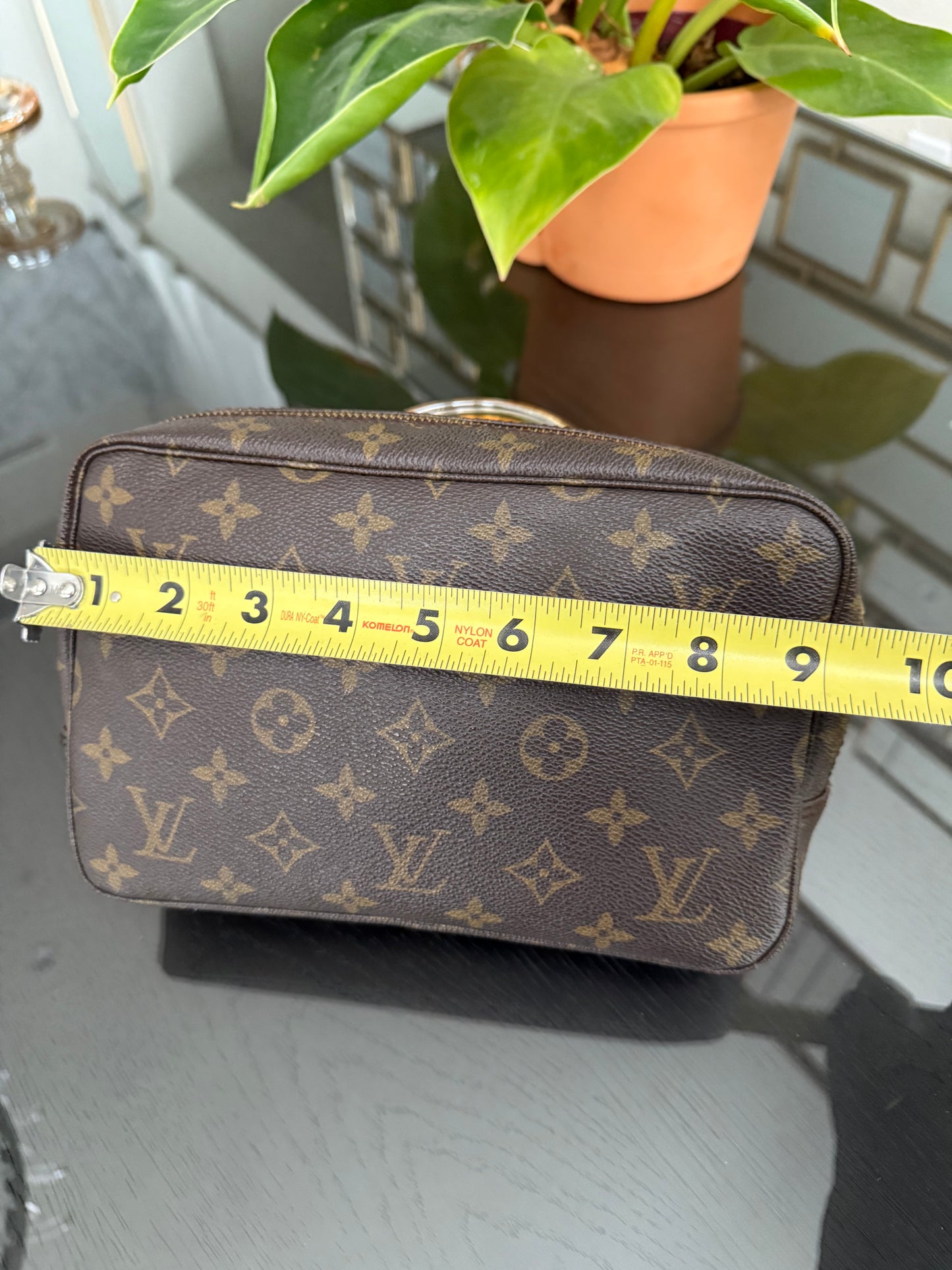 Trousse 23 - Year 1986