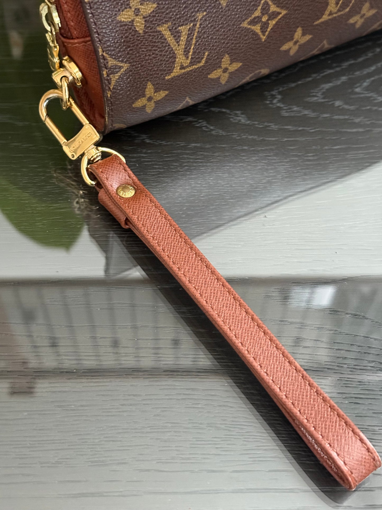 Orsay Clutch -
🗓️ Year: 2000