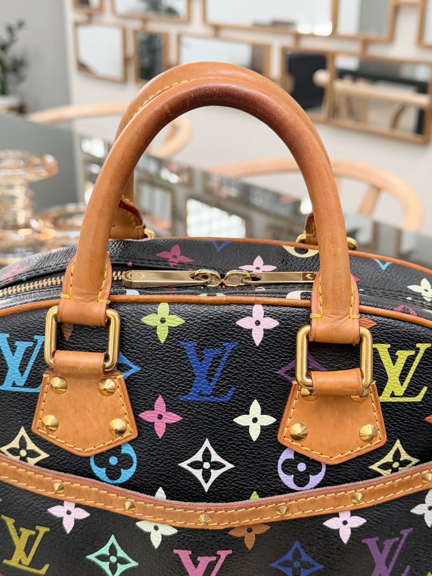 Multicolor Trouville with Dustbag📅 Year: 2004