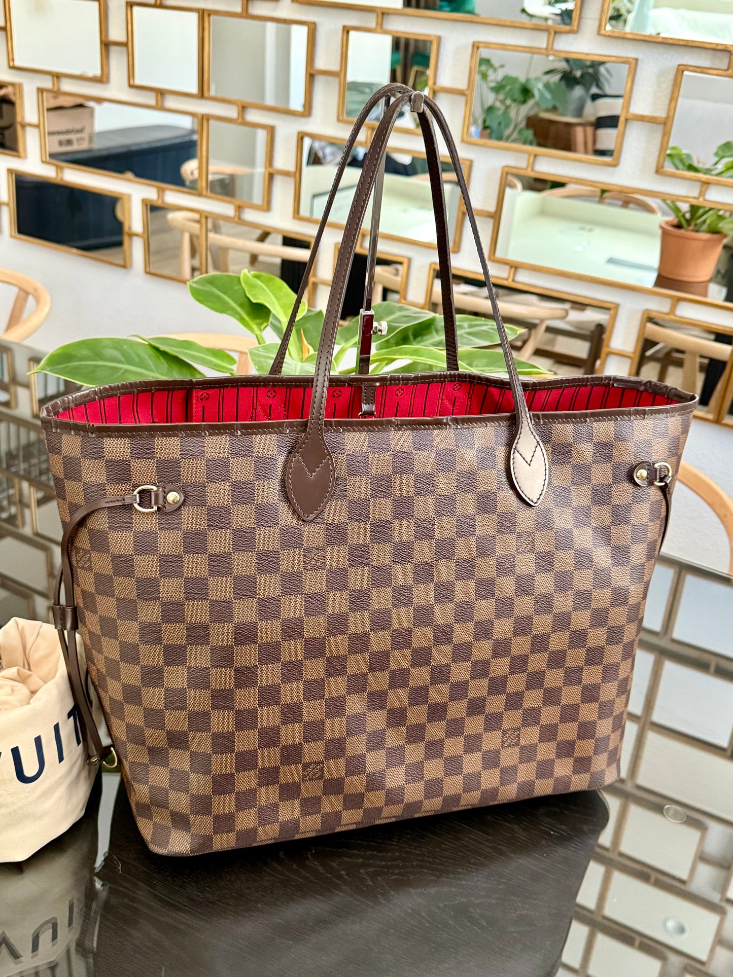 Neverfull GM in DE with Dustbag 🗓️ Year: 2009