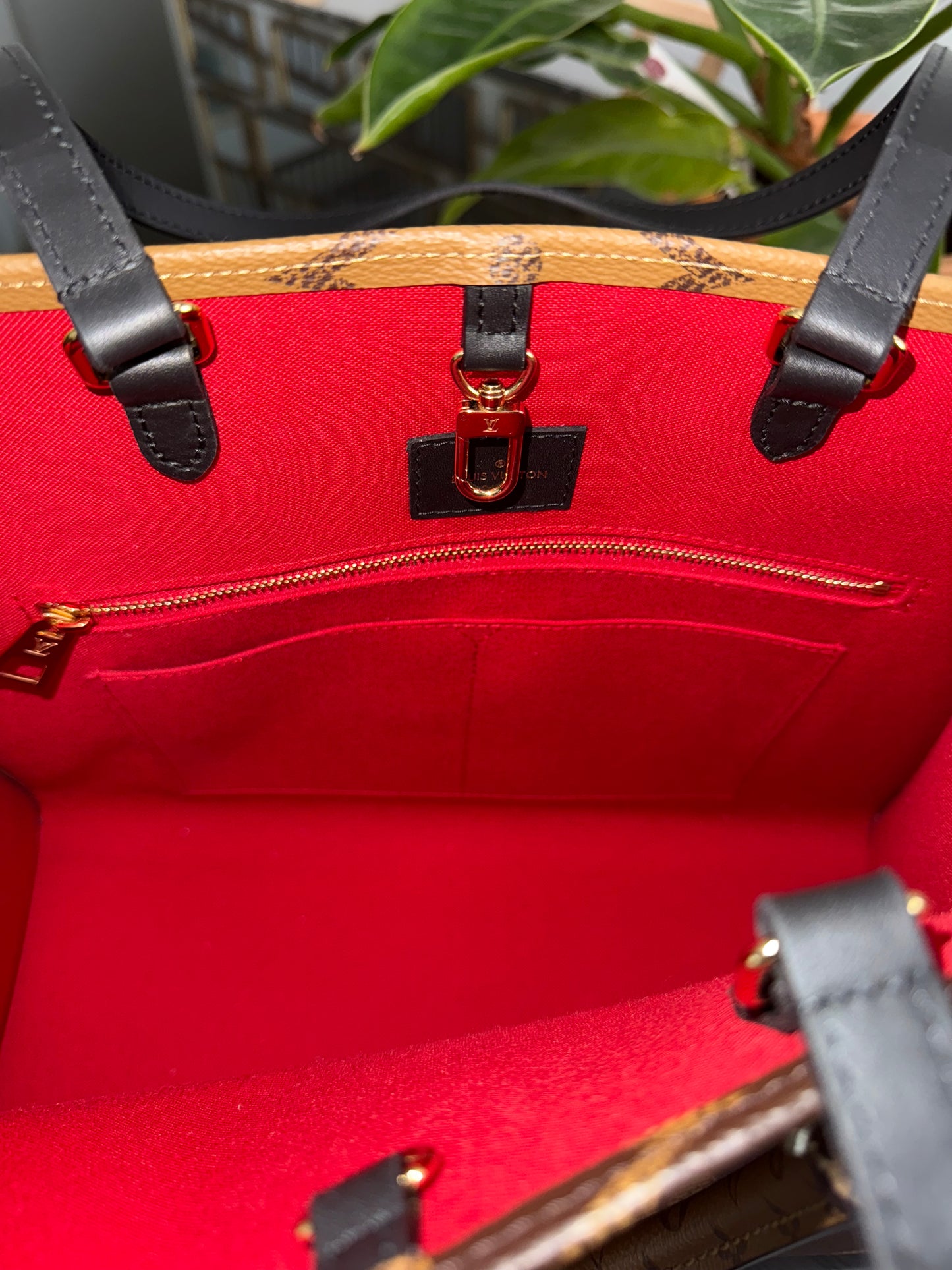 On The Go MM in Monogram with Dustbag -Microchip