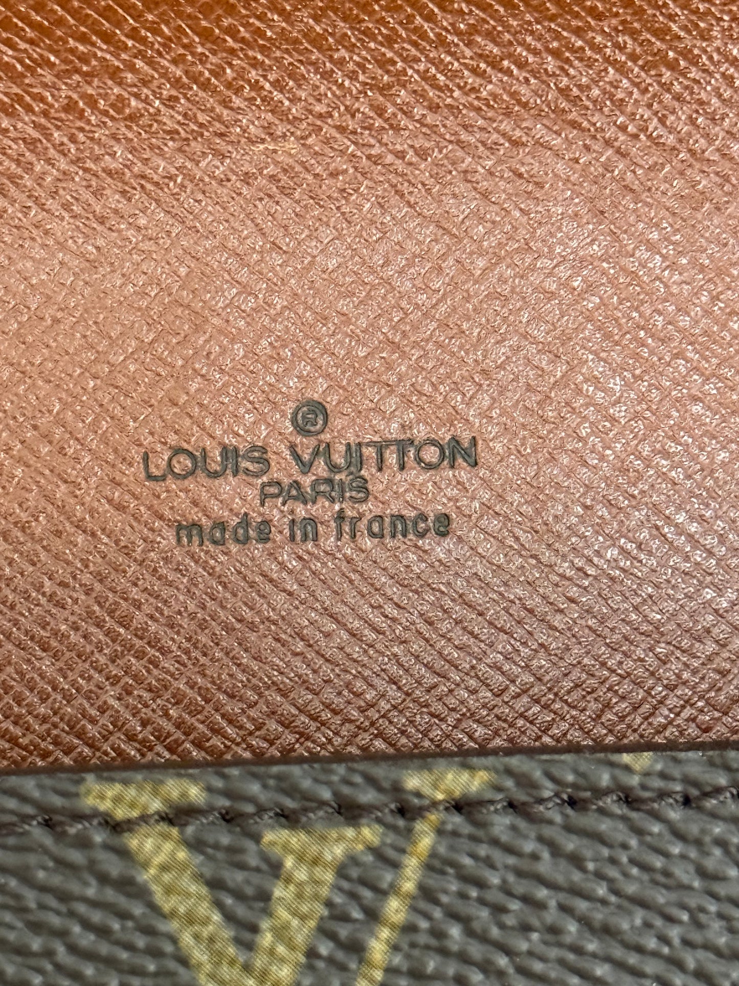Chaillot Clutch w/ Dustbag 🗓️ Year: 1987