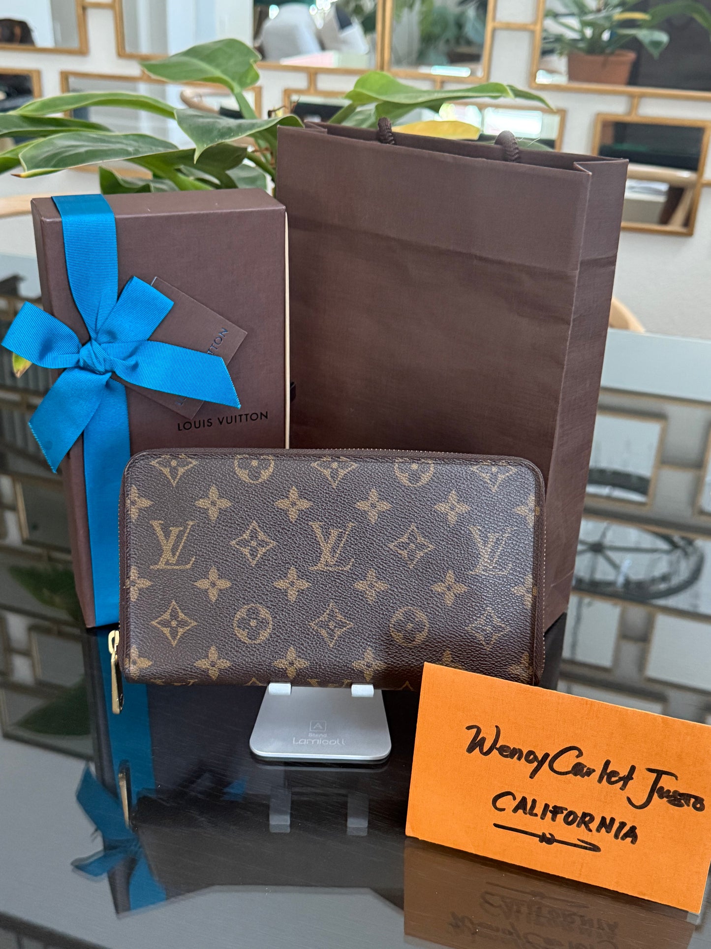 Monogram Zippy Wallet Organizer with box and Paper bag 🗓️ Year: 2017