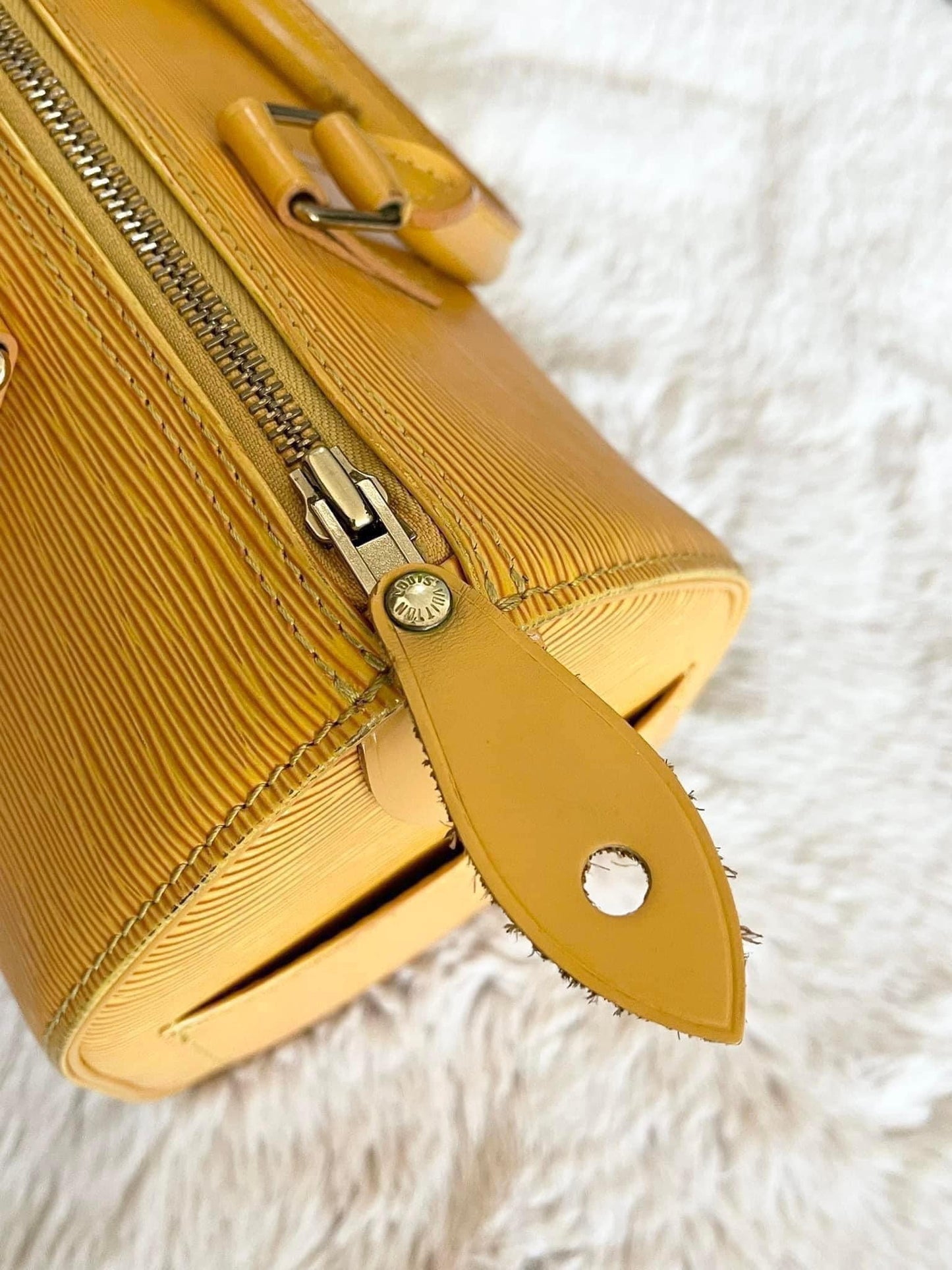 Epi Speedy 25 in Tassel Yellow -Year: 1994