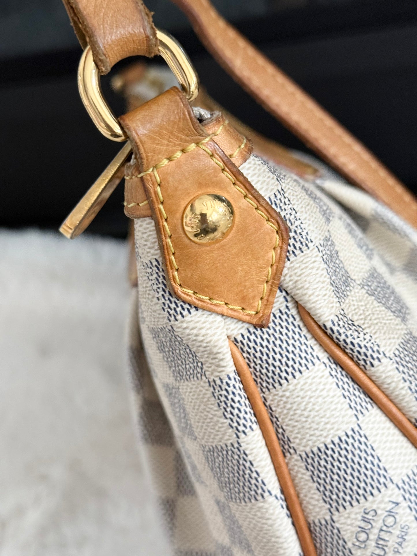 Siracusa PM Crossbody - Year 2012