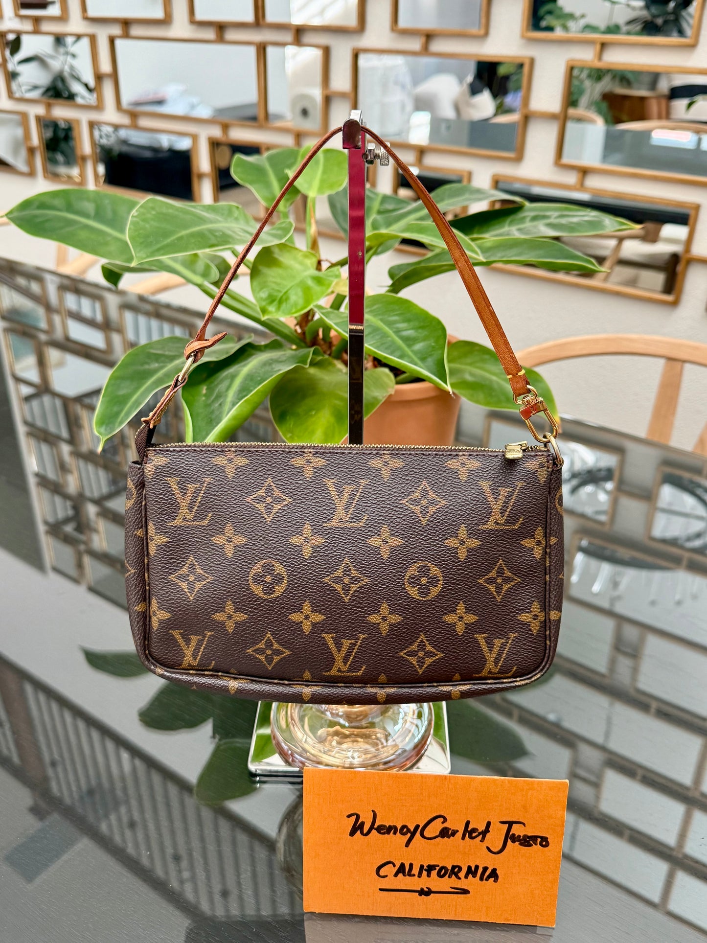 Pochette Accessories - ๐
Year: 1999