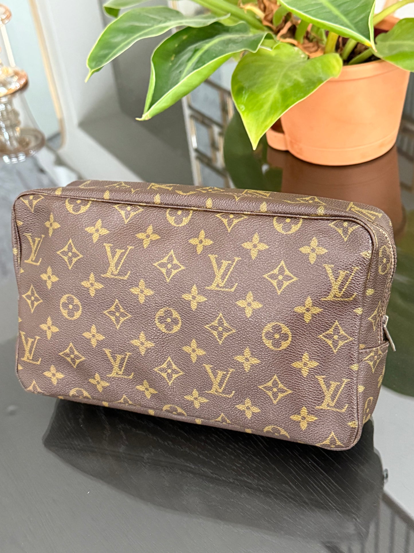 Trousse 28 -Pre Date Code