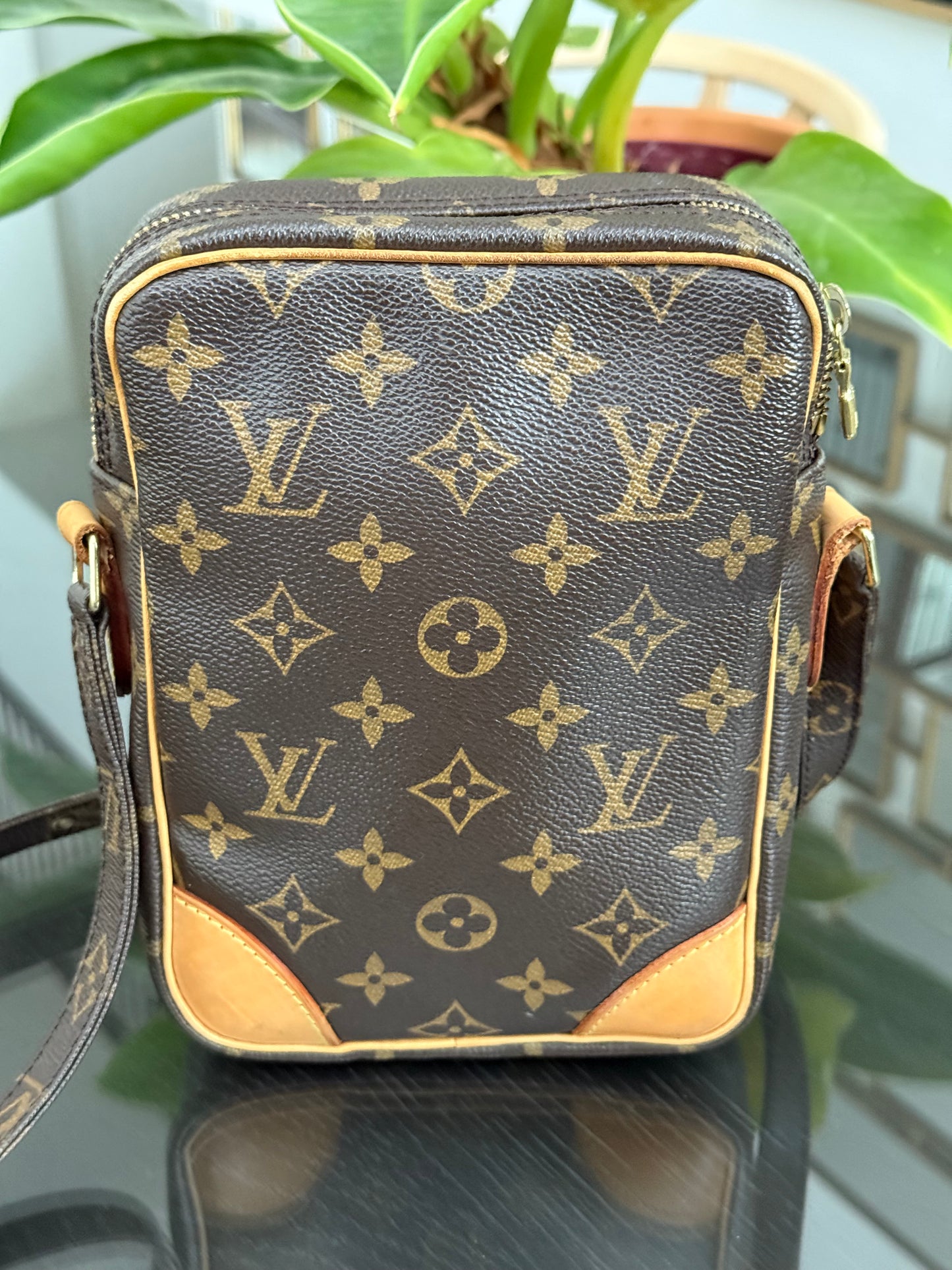 Amazon Crossbody Bag -Year: 2007