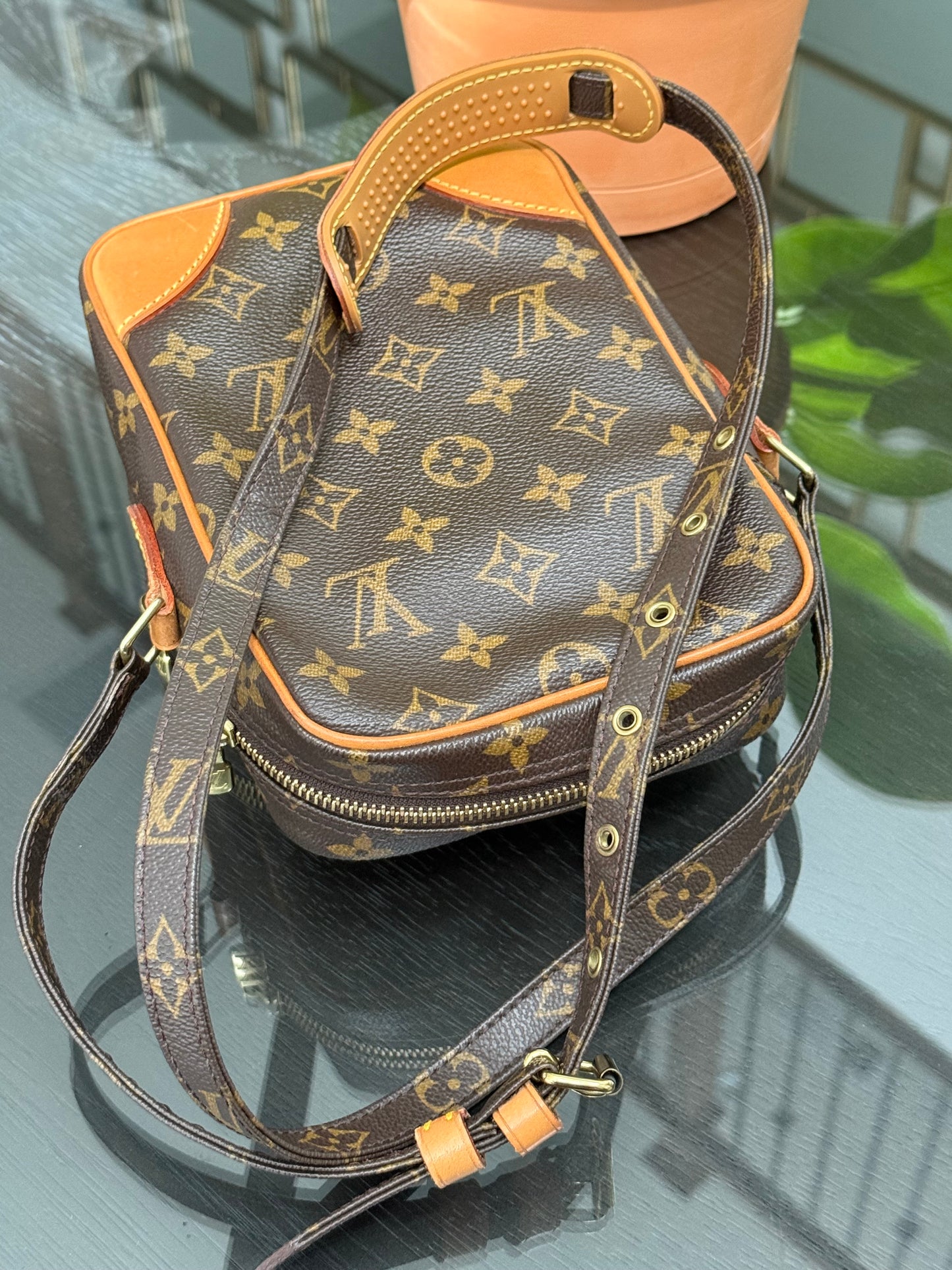 Amazon Crossbody Bag -Year: 2000