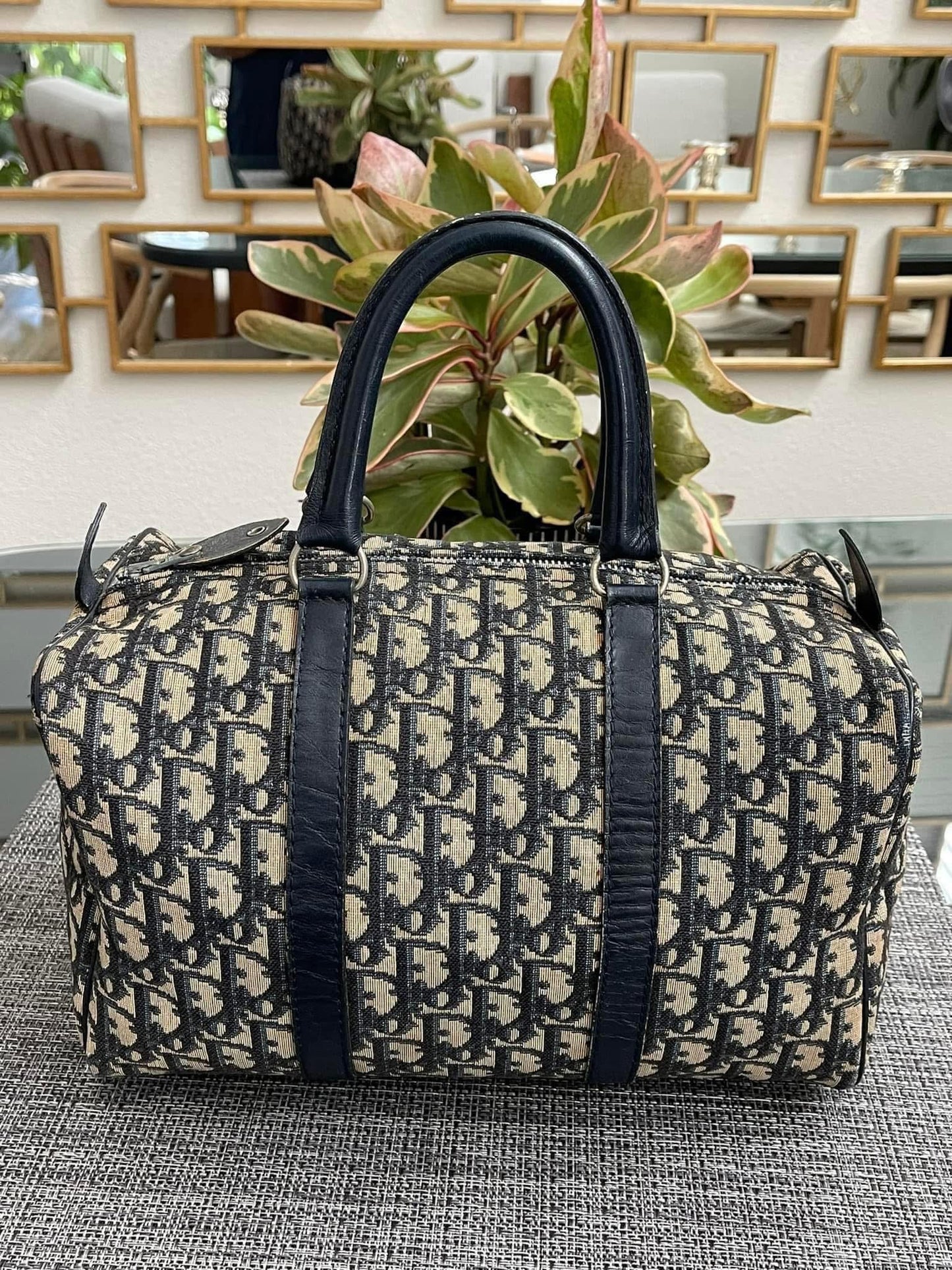 CD Trotter Vintage Boston Bag -Size: 25