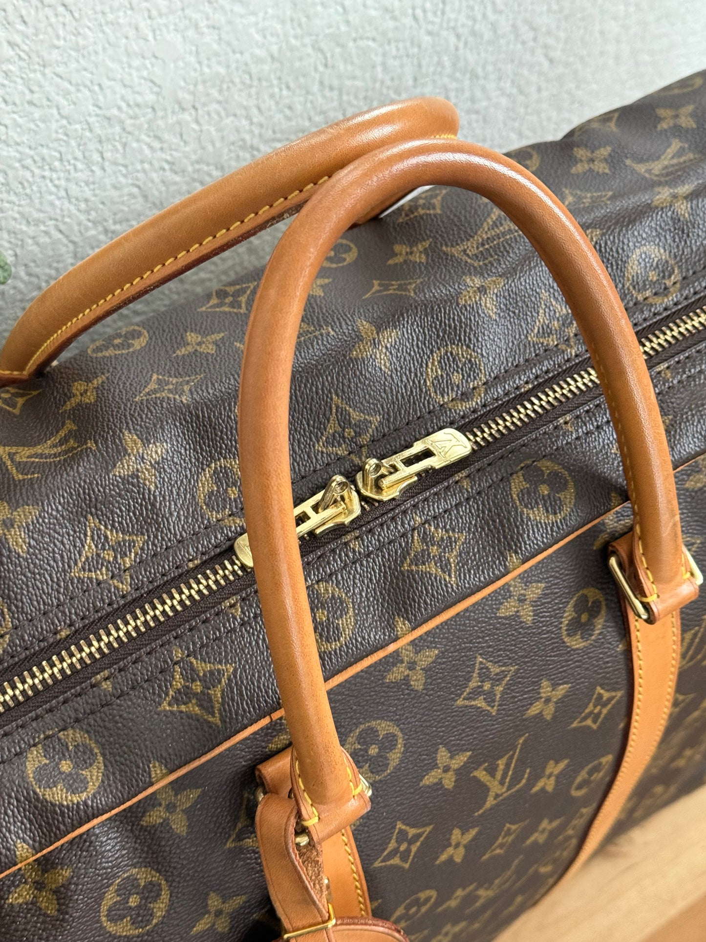 Sirius 50 Soft Suitcase Luggage - ๐
Year: 199