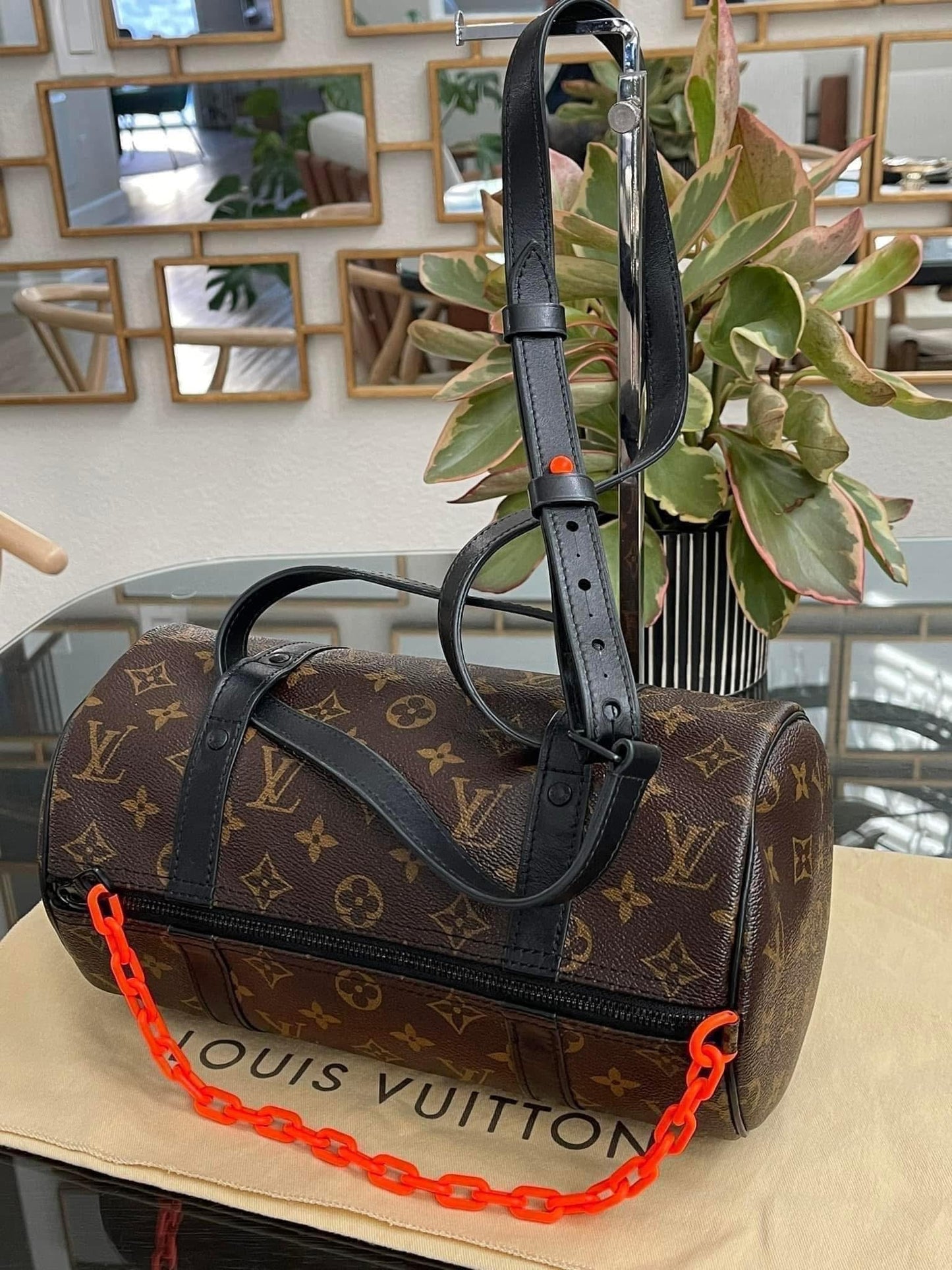 Solar Ray Papillon Monogram -Year: 2019