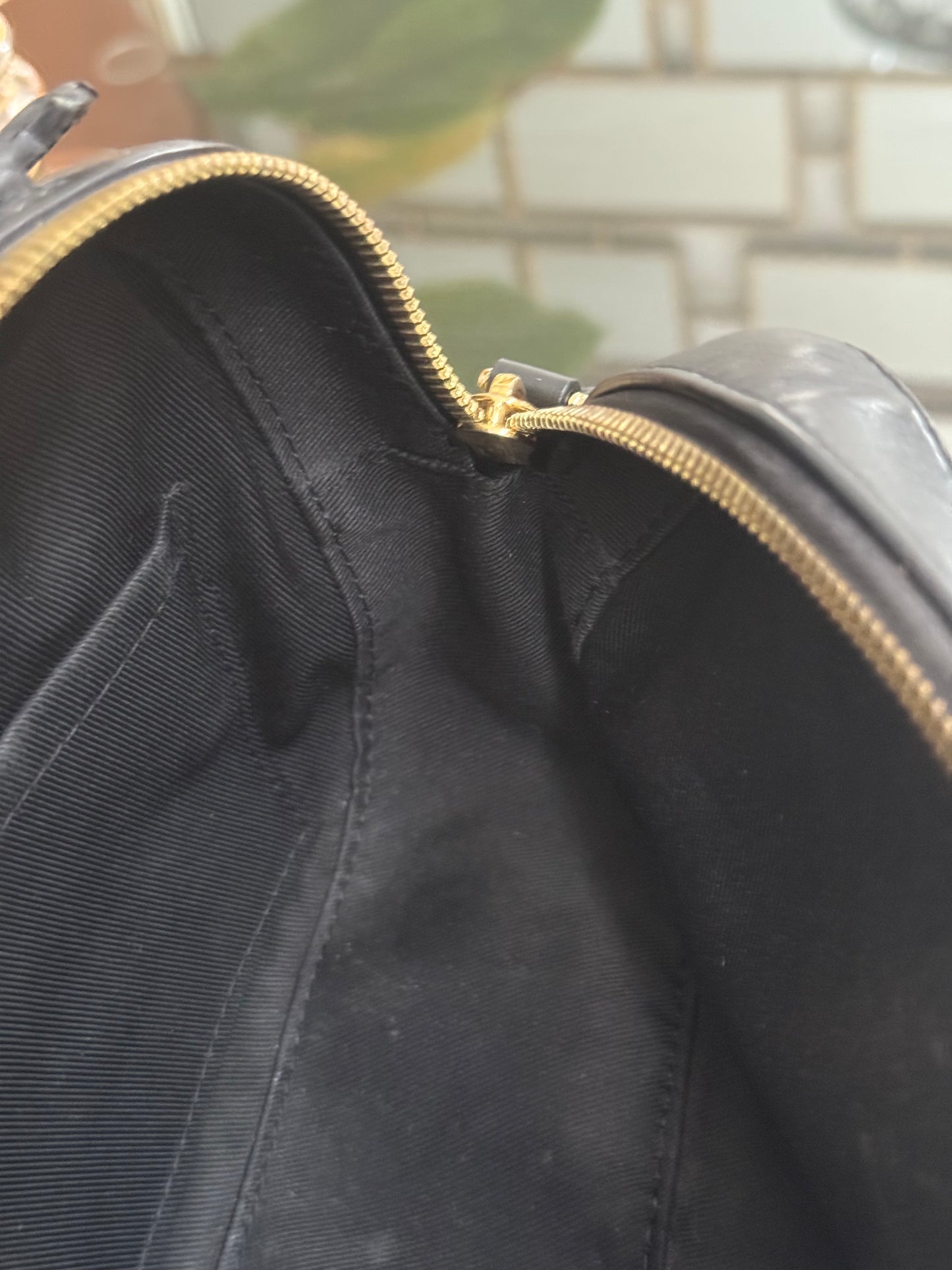 Saintonge Monogram Noir Crossbody -🗓️ Year: 2018