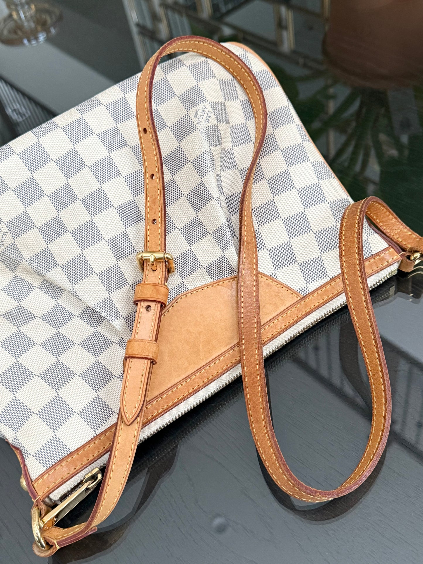 Siracusa PM Crossbody - ๐
Year: 2011