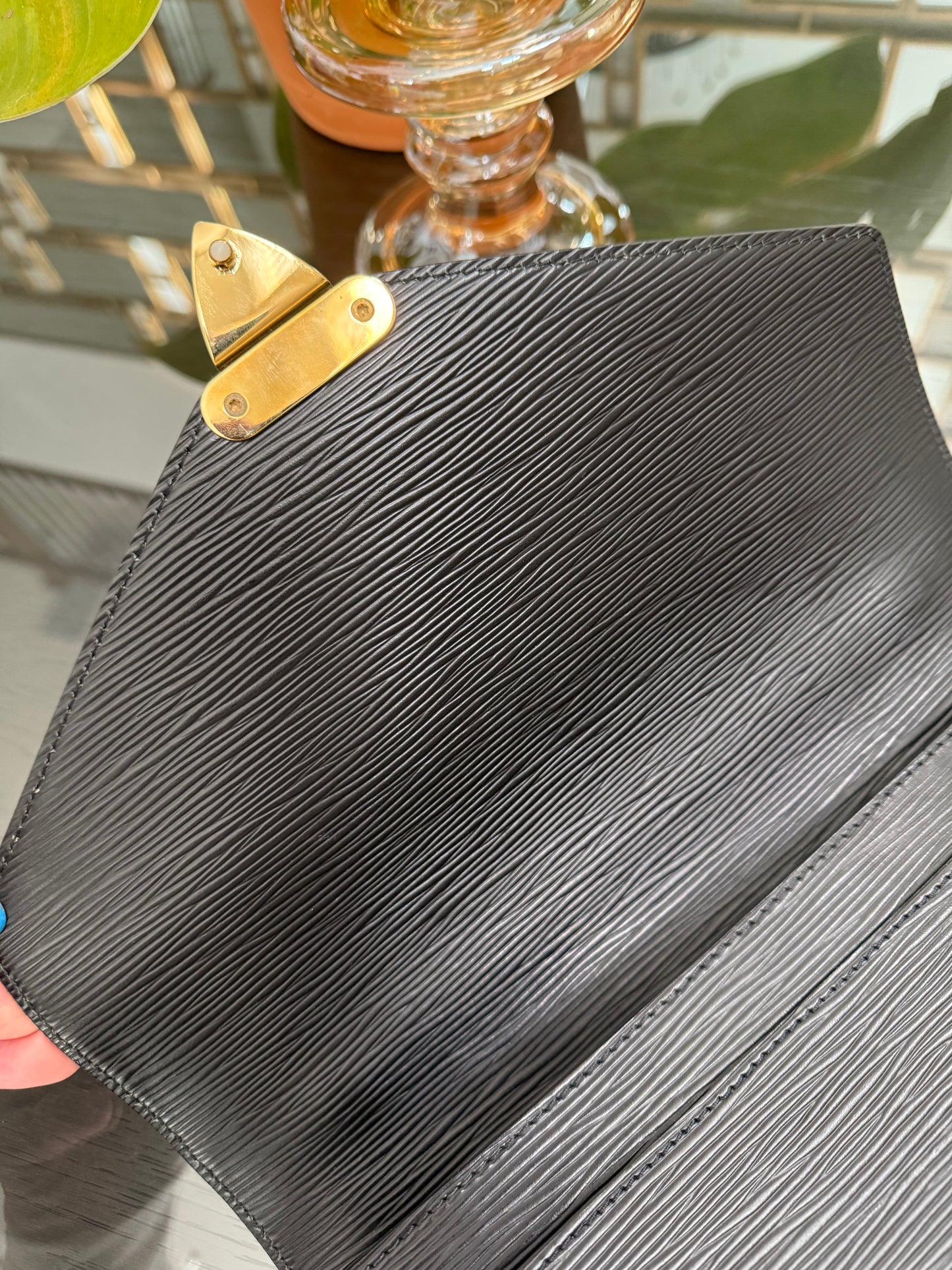 Epi Black Monceau 28 Crossbody 2 Way Bag - 📅 Year: 1997