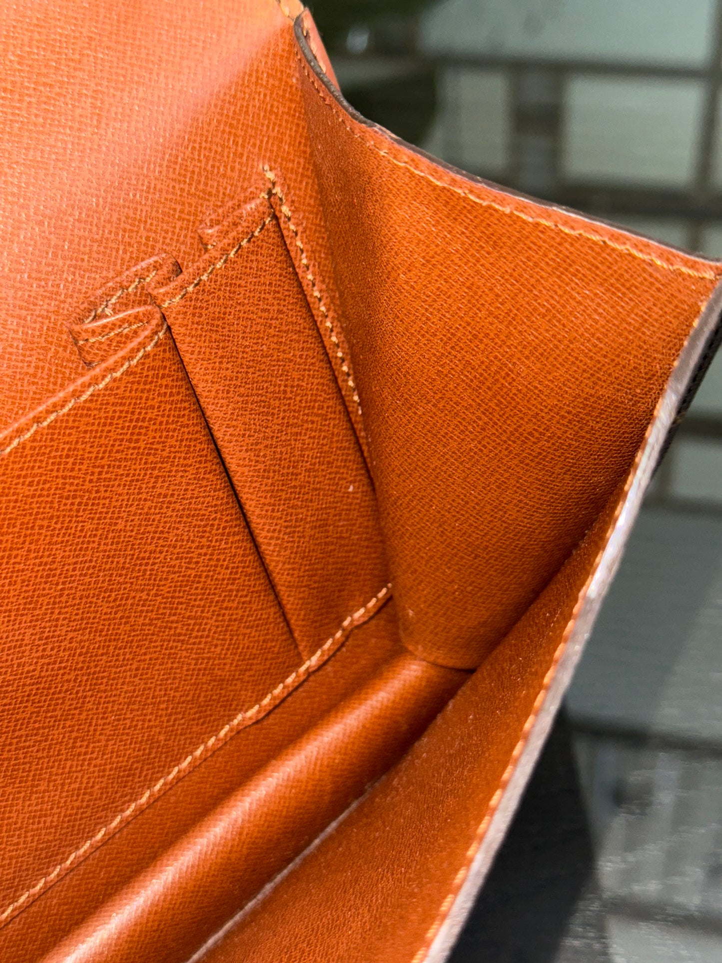 Chaillot Clutch w/ Dustbag 🗓️ Year: 1987