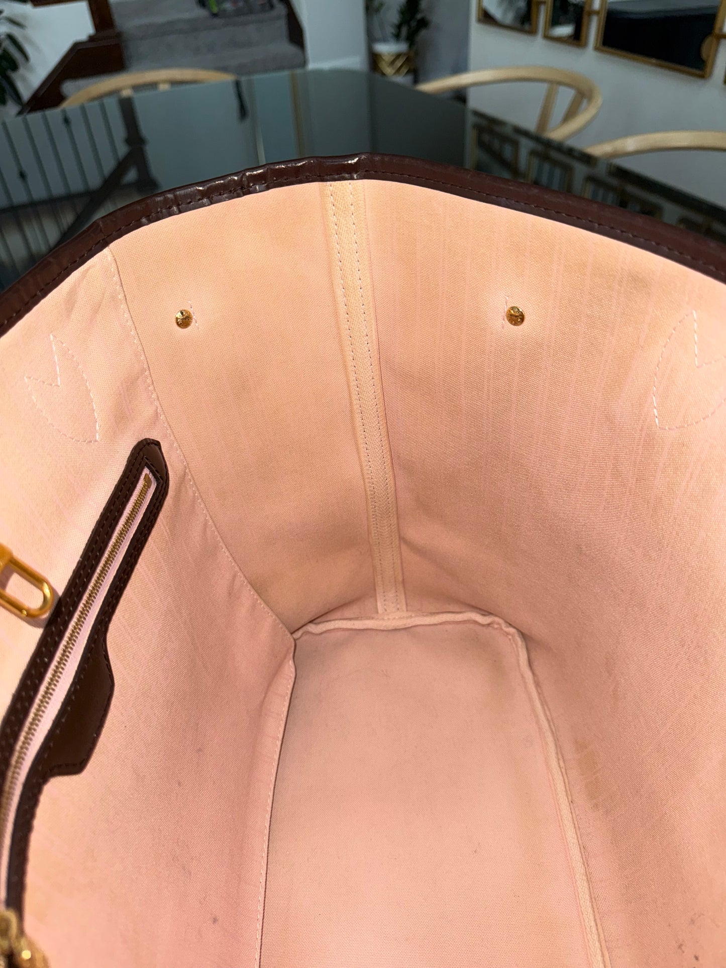 Neverfull MM in Rose Ballerine DE with Dustbag 🗓️ Year: 2016