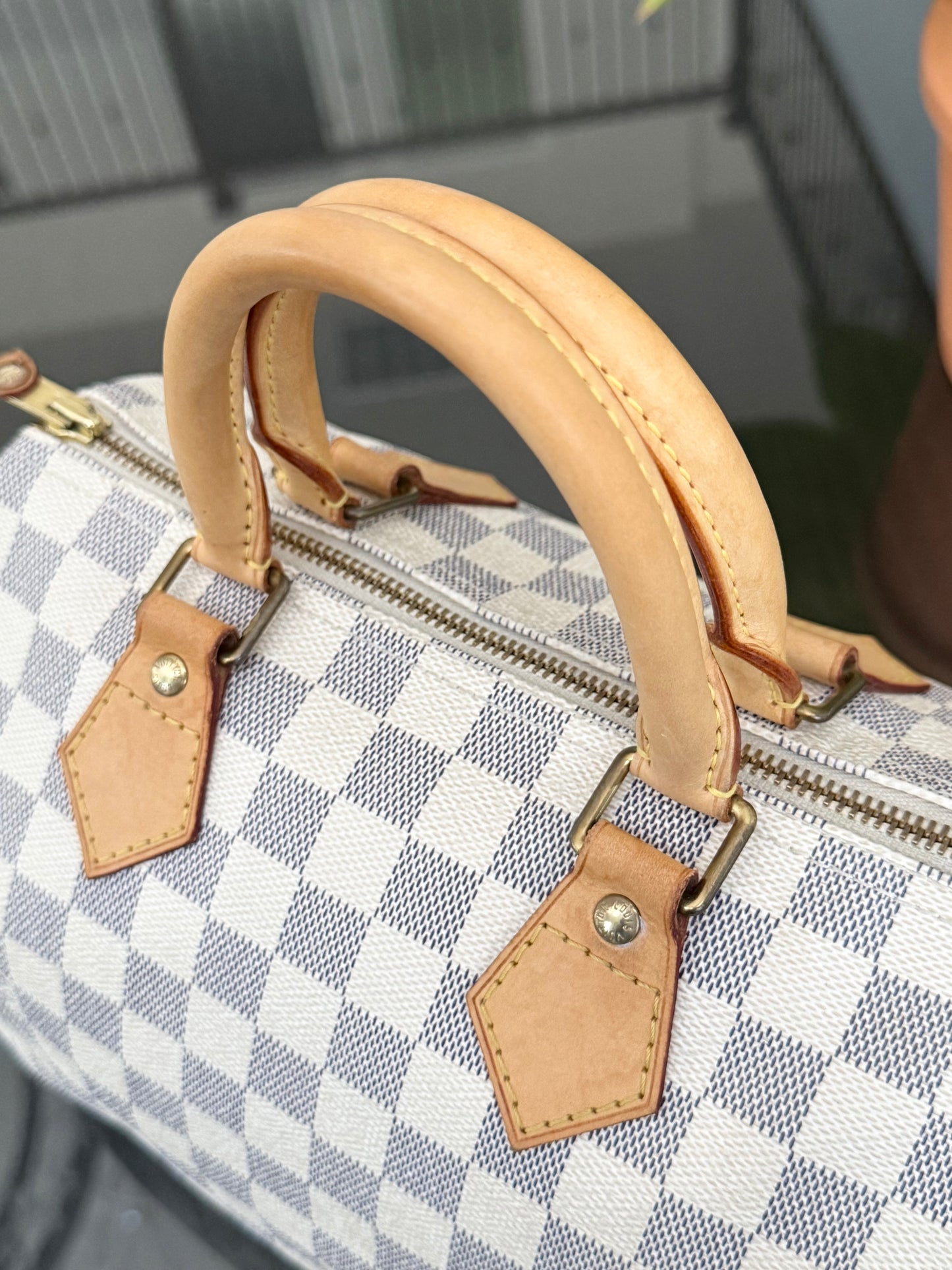 Speedy 25 Azur with, Dustbag, Insert organizer and twilly
๐๏ธ Year: 2008