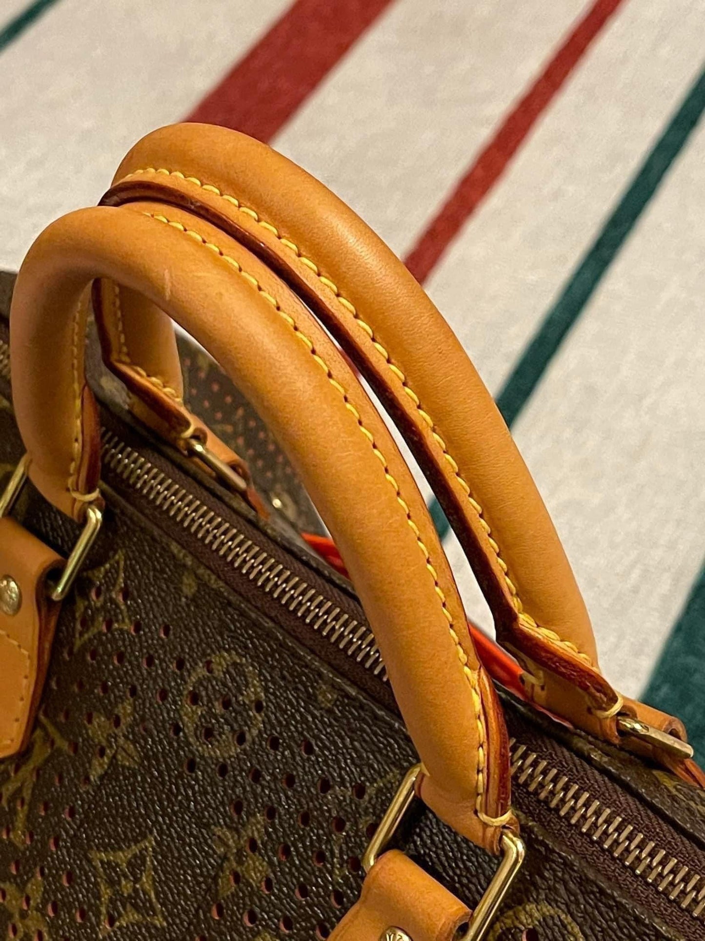 Speedy 30 Orange PERFORATED LIMITED EDITION - ๐๏ธ Year: 2006