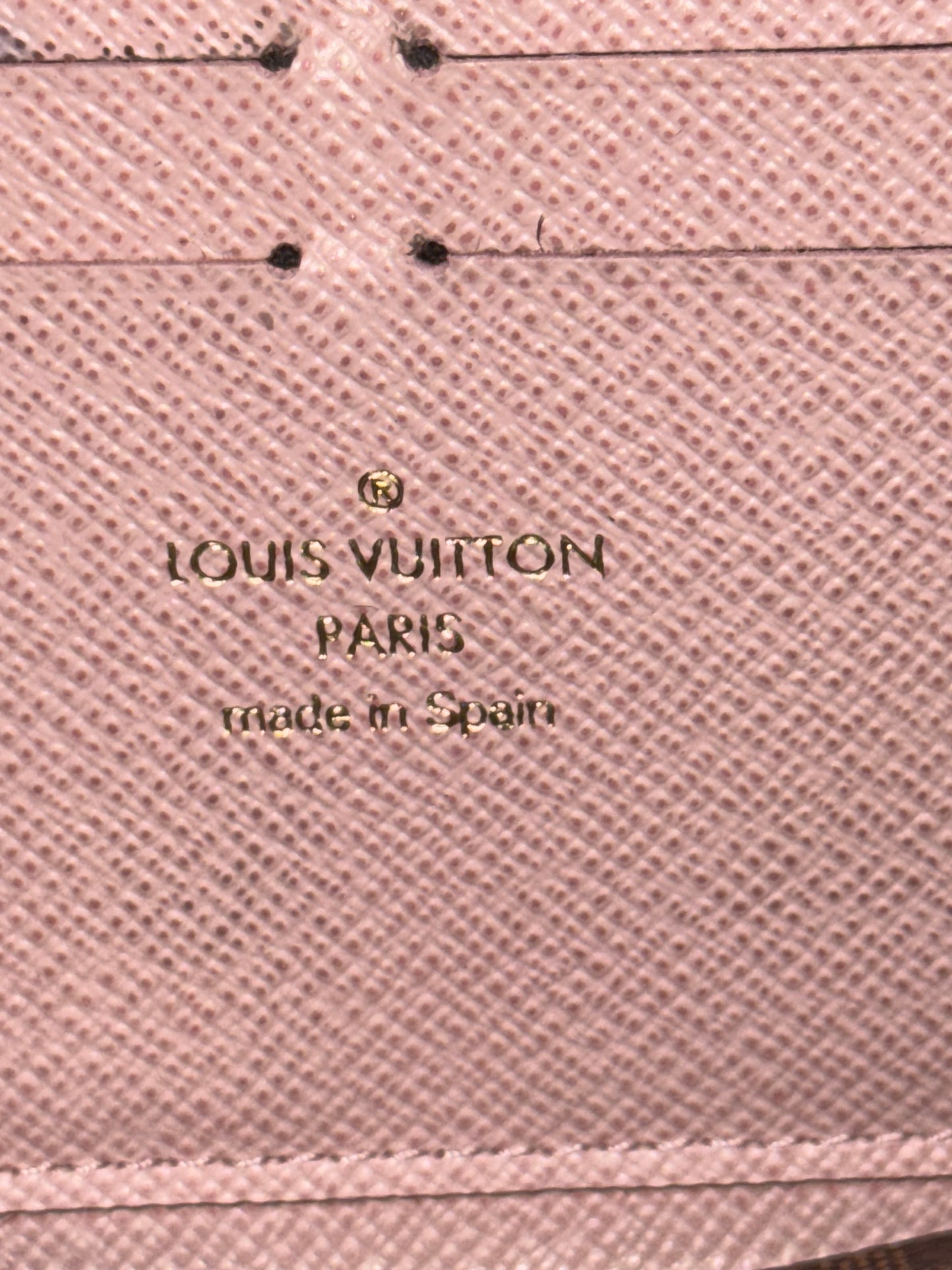 Clemence Wallet in Rose Ballerine DE with box ๐๏ธ Year 2017