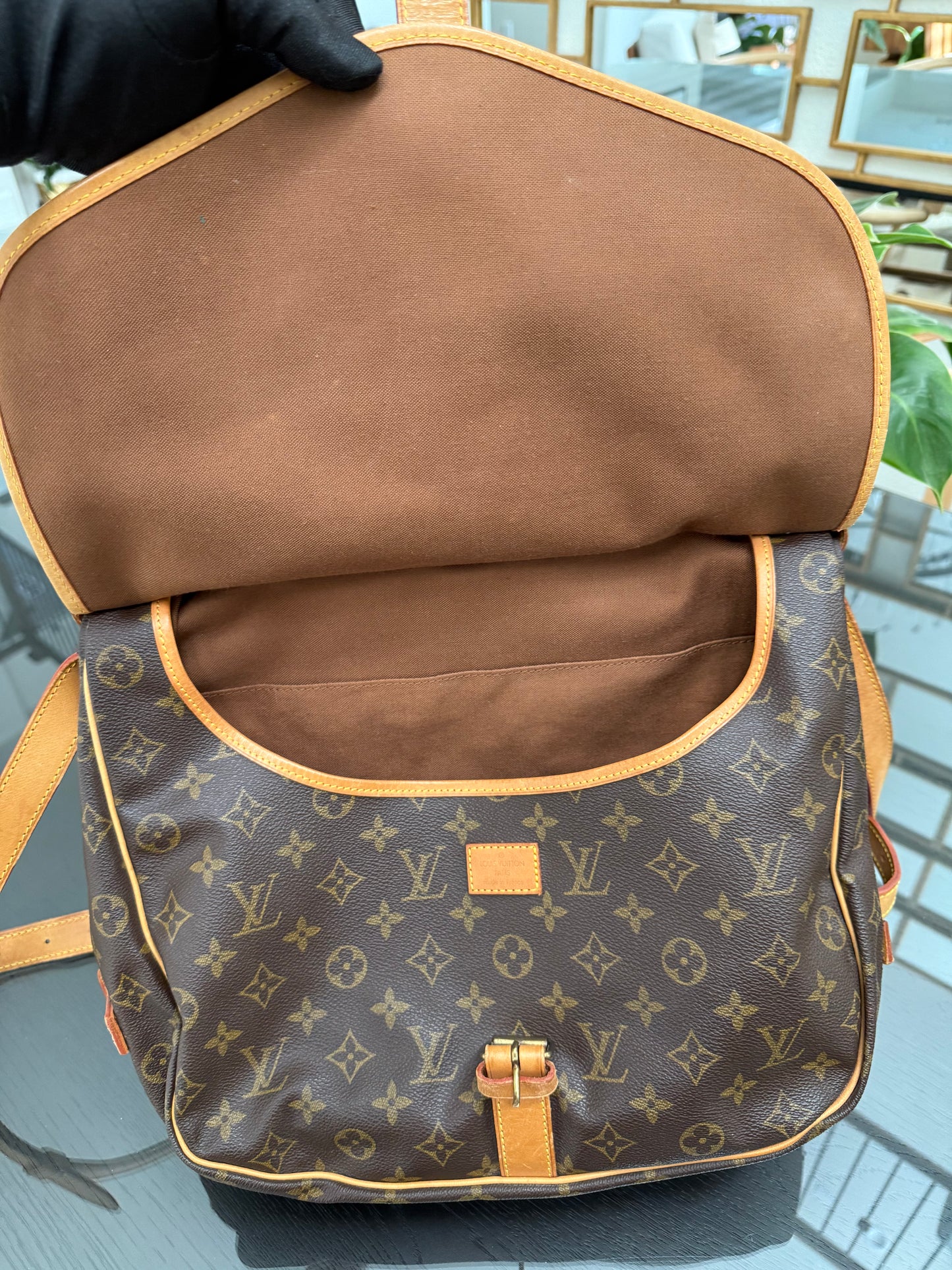 Saumur 35 Crossbody -๐๏ธ Year: 1992