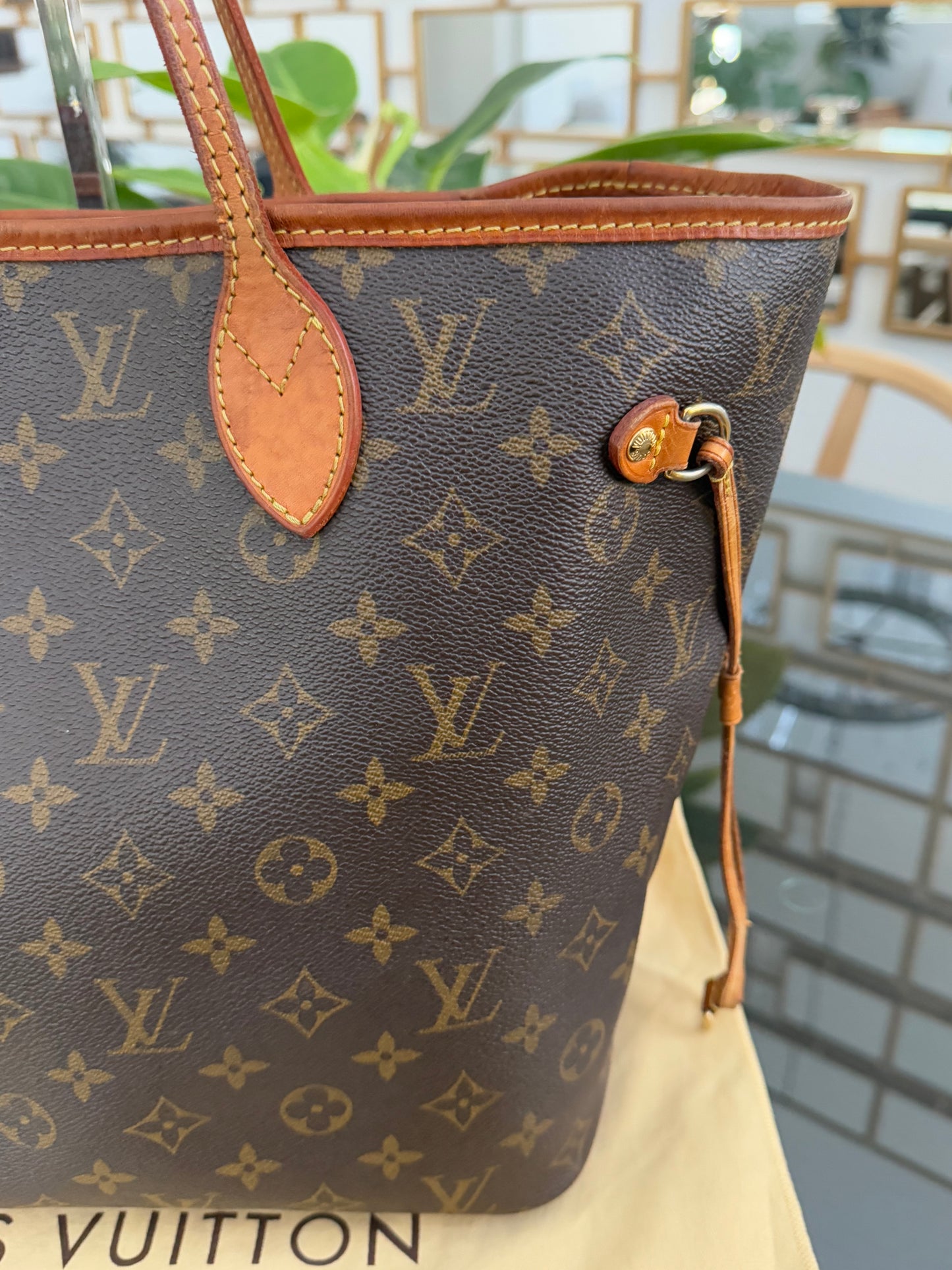 Neverfull MM with Dustbag -🗓️ Year: 2008