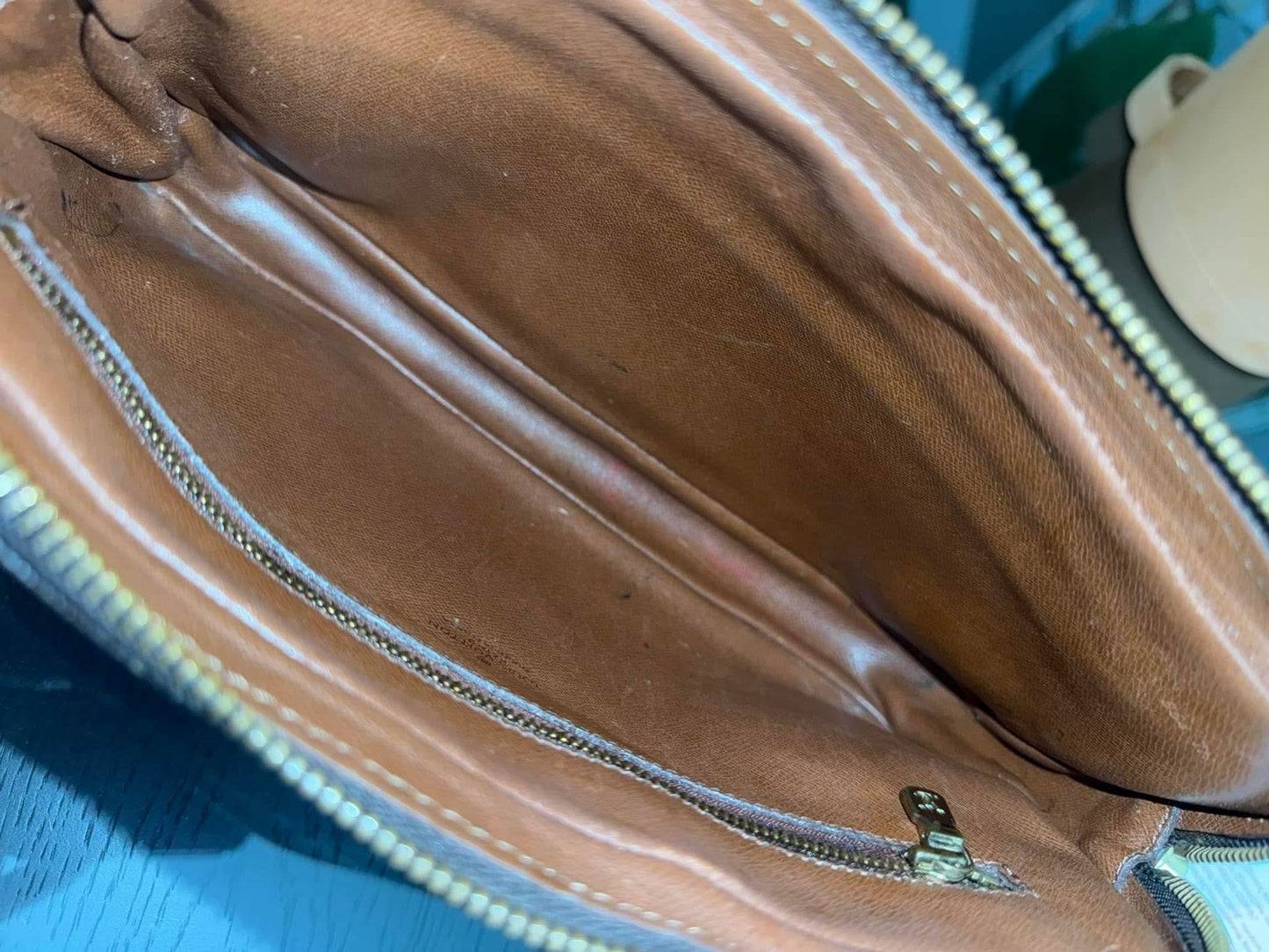 Marley Dragonne Clutch
๐๏ธ Year: 1986