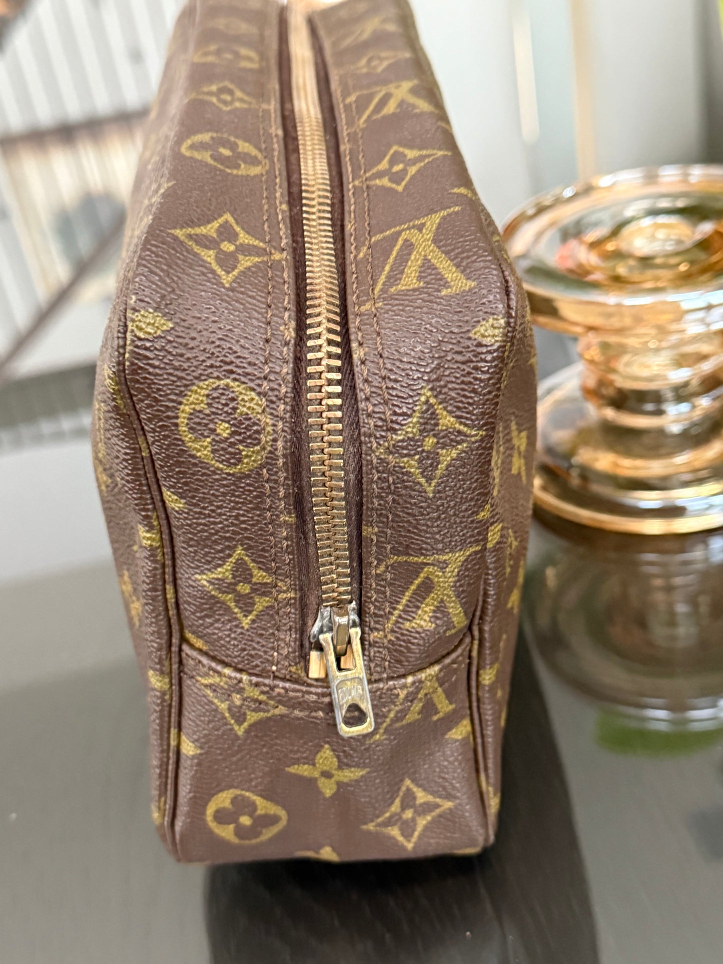 Trousse 28 -Pre Date Code