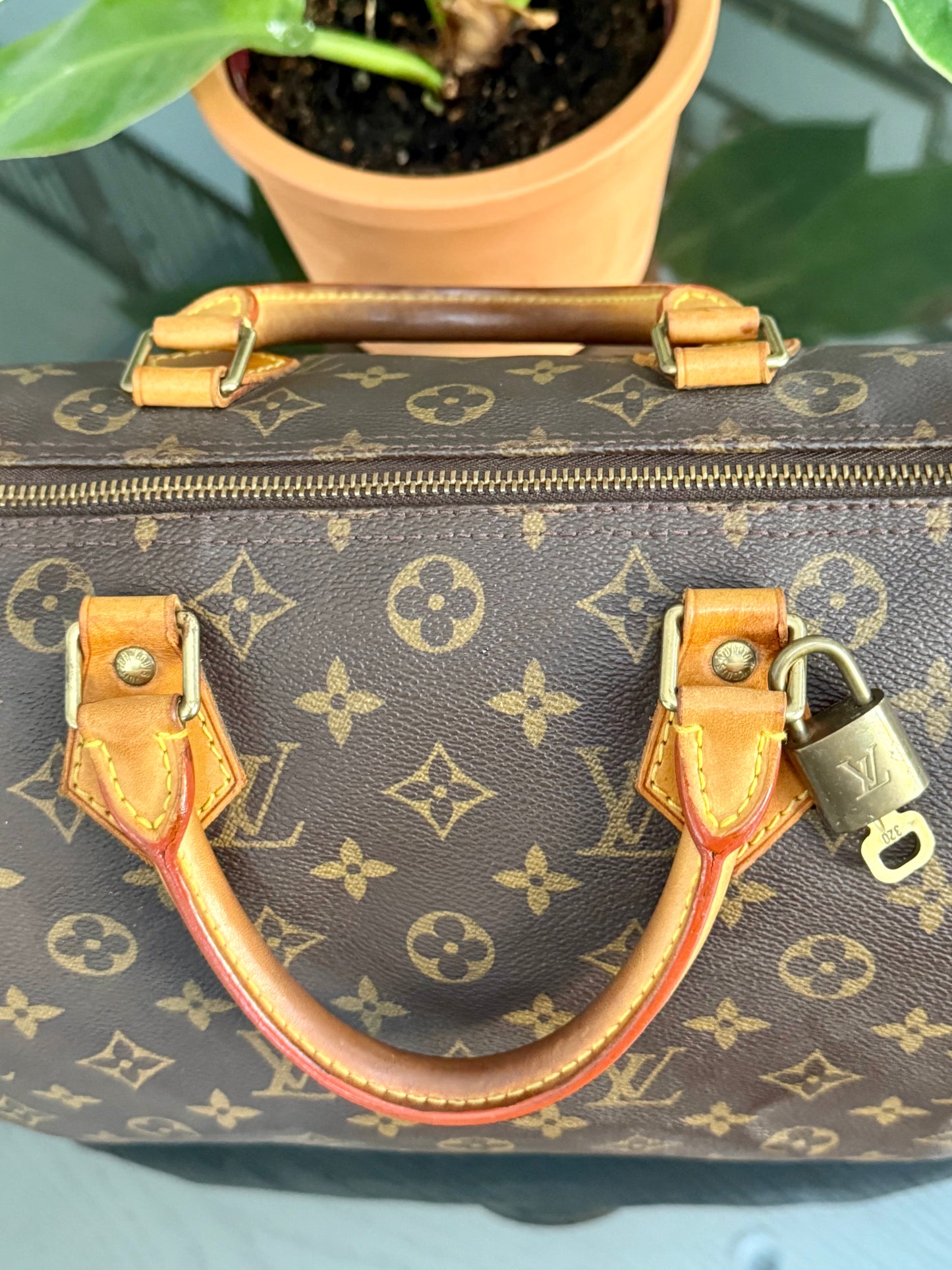 Speedy 30 with Lock π and π Key -ποΈ Year: 2000