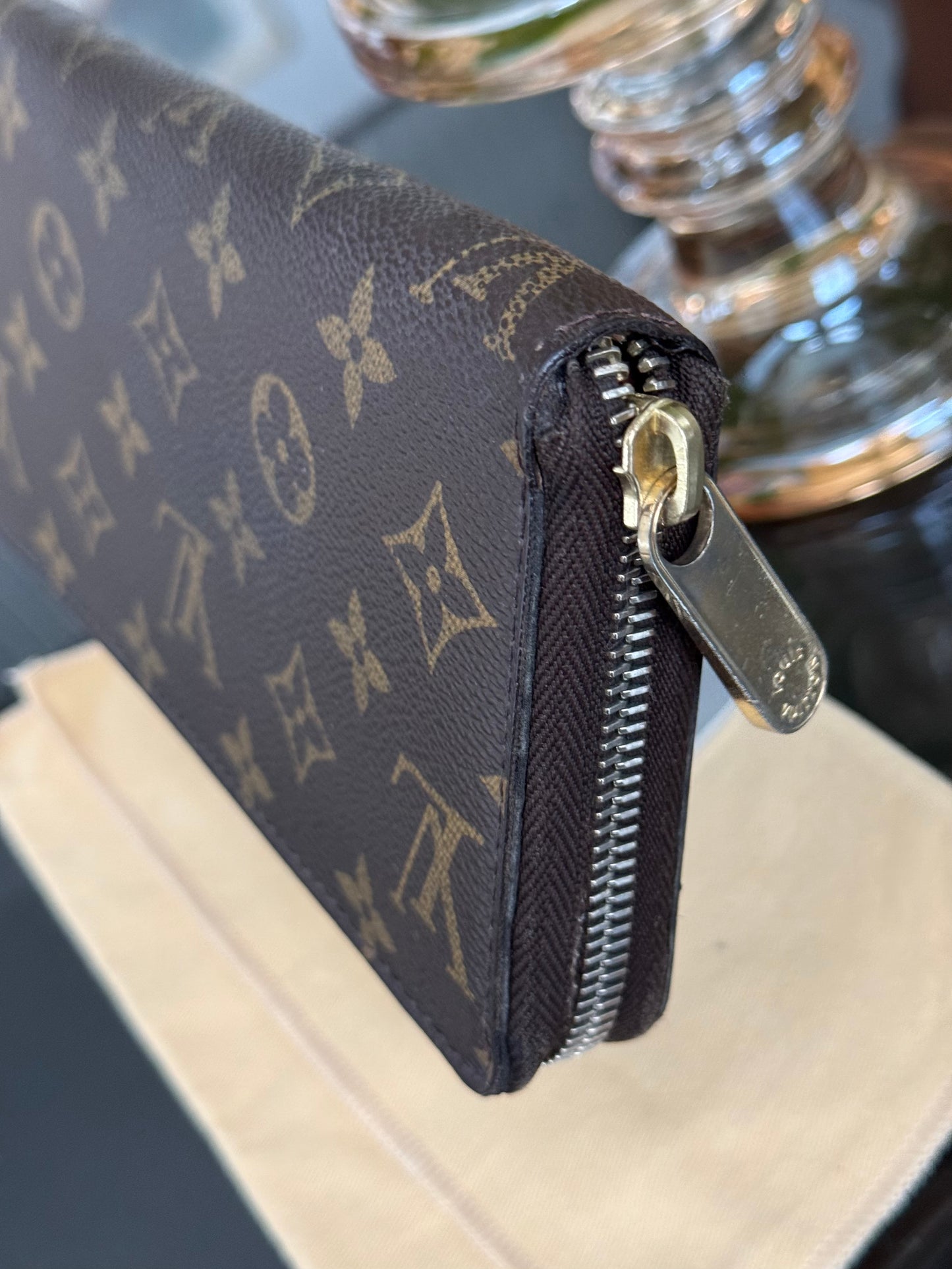 Monogram Zippy Long Wallet with Dustbag 🗓️ Year: 2006