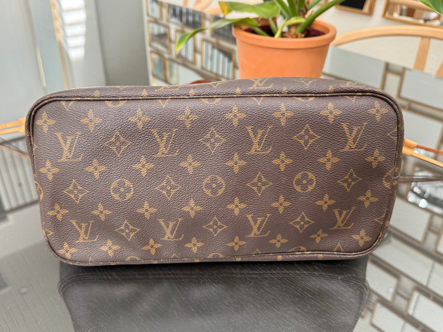 Neverfull MM ๐
Year: 2008