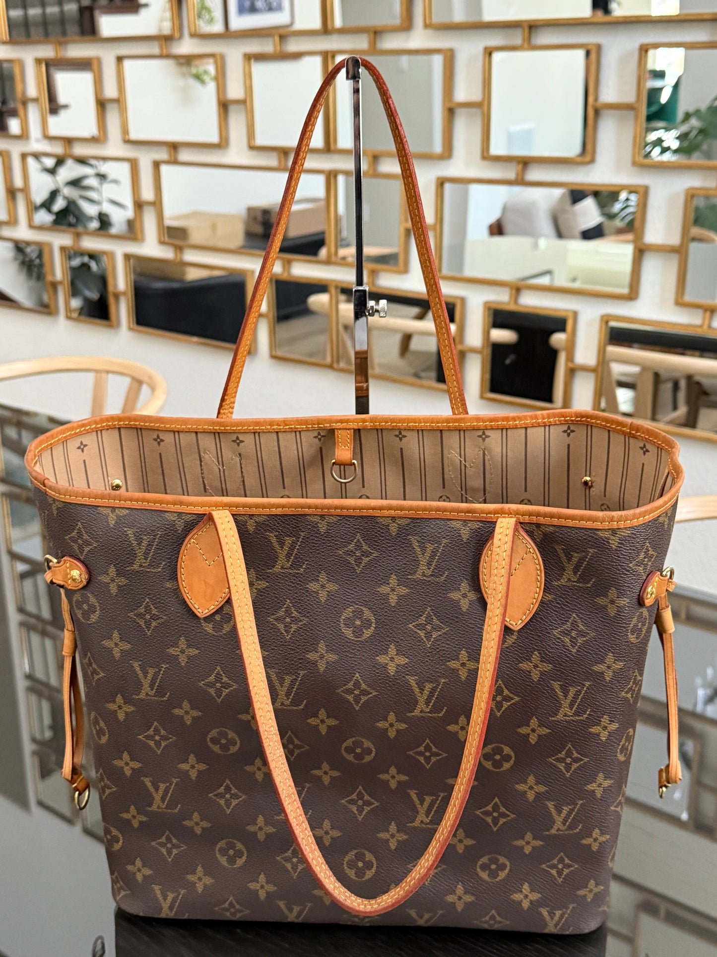 Neverfull MM with Dustbag and Insert Organizer 🗓️ Year: 2008