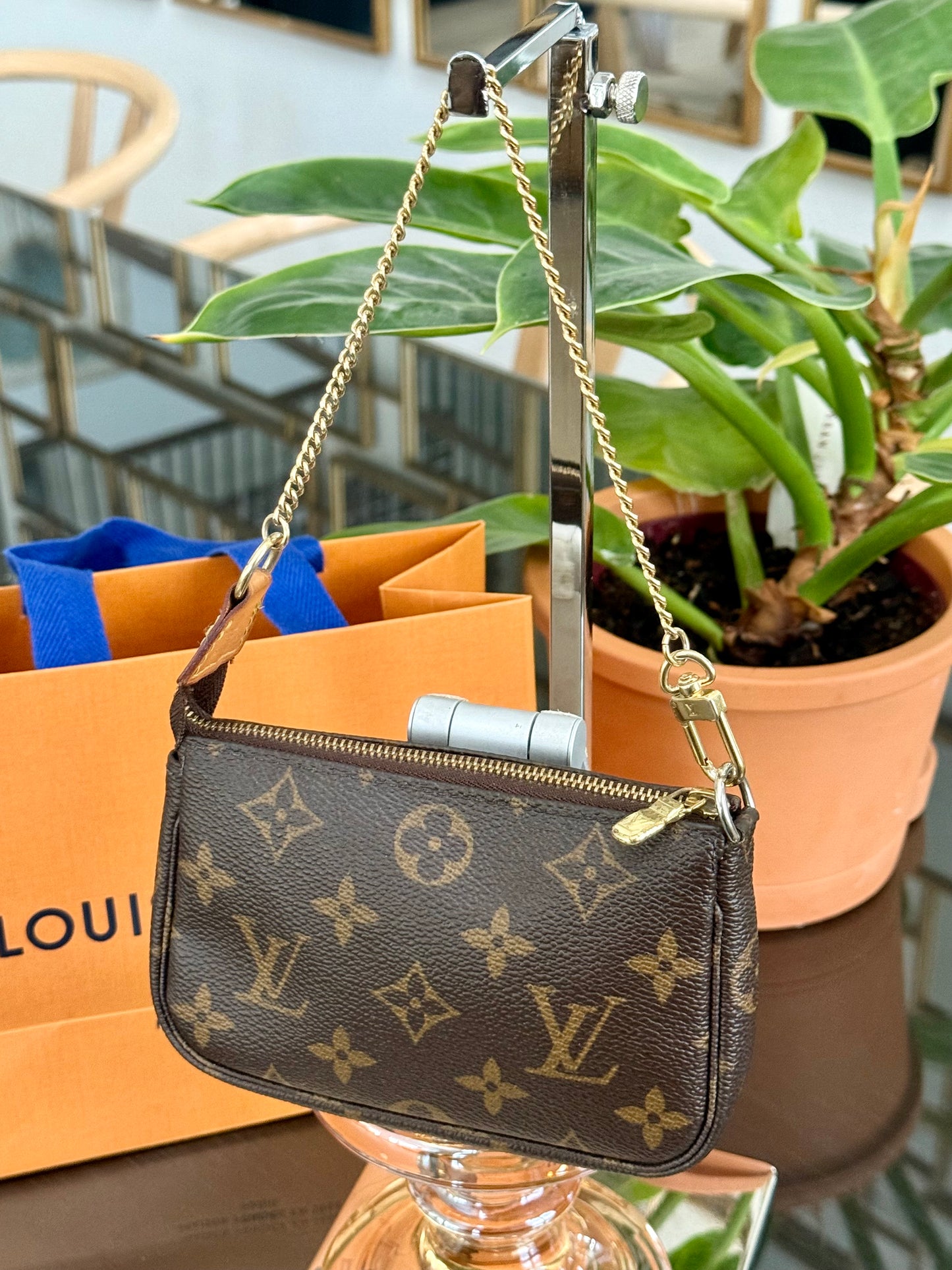 Mini Pochette Accessories with Dustbag and Paper bag -๐๏ธ Year: 2000