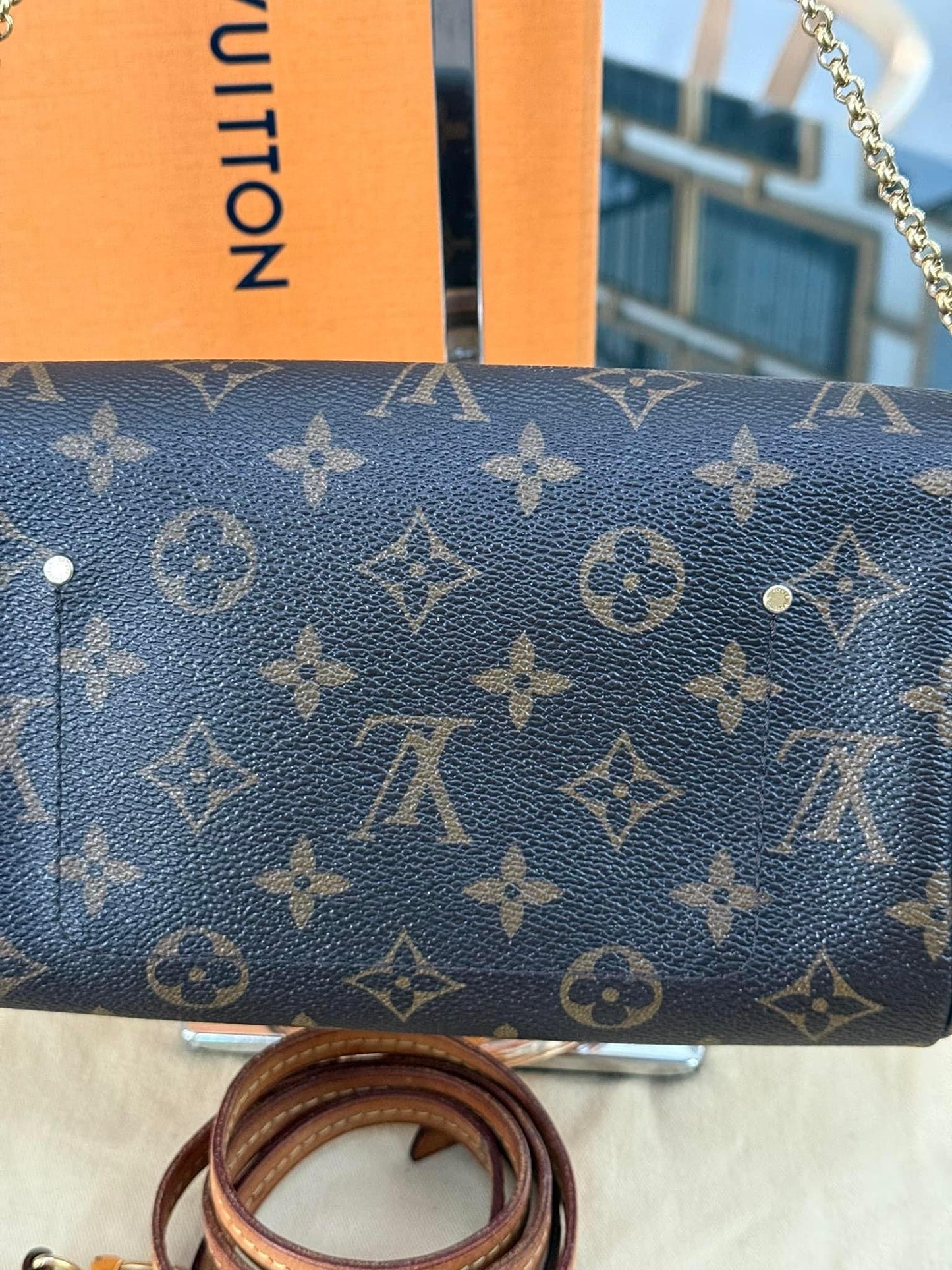 Favorite PM in Monogram with Dustbag, Box and Paper bag - π
Year: 2012