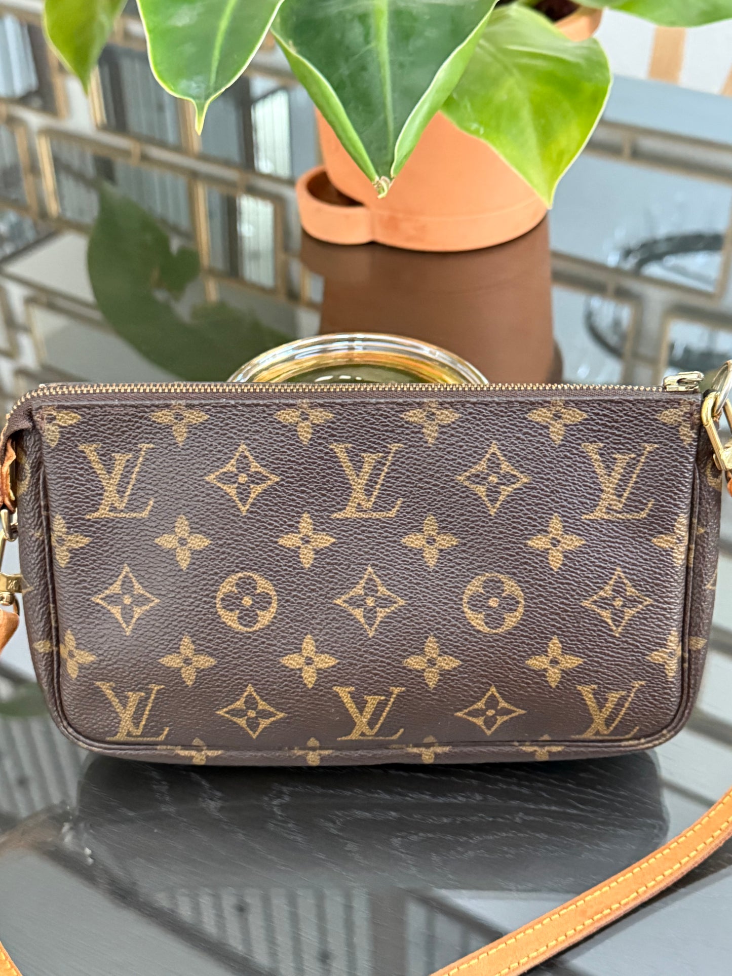 Pochette Accessories with Crossbody Strap - π
Year: 1999
