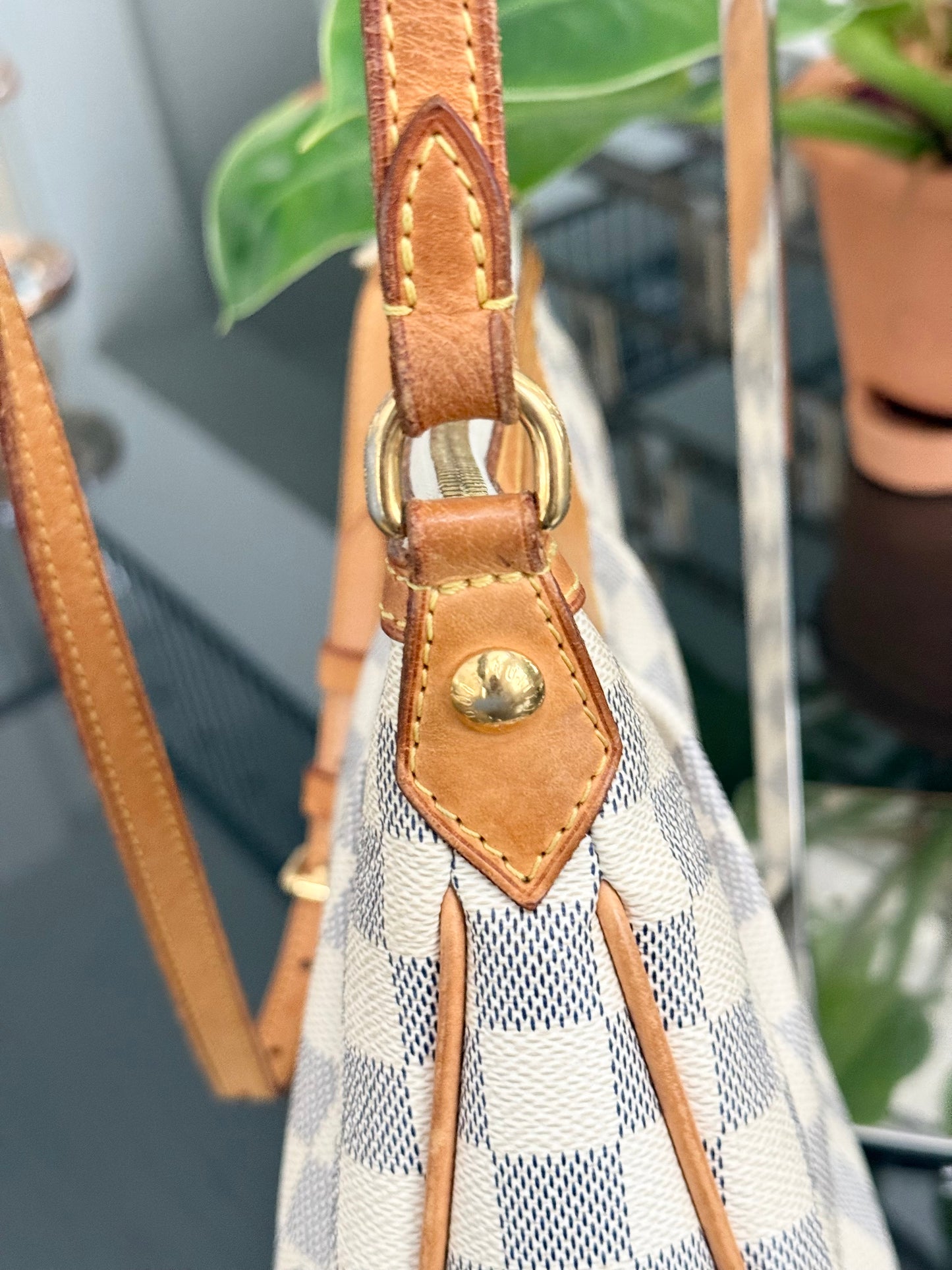 Siracusa PM Crossbody - ๐
Year: 2011