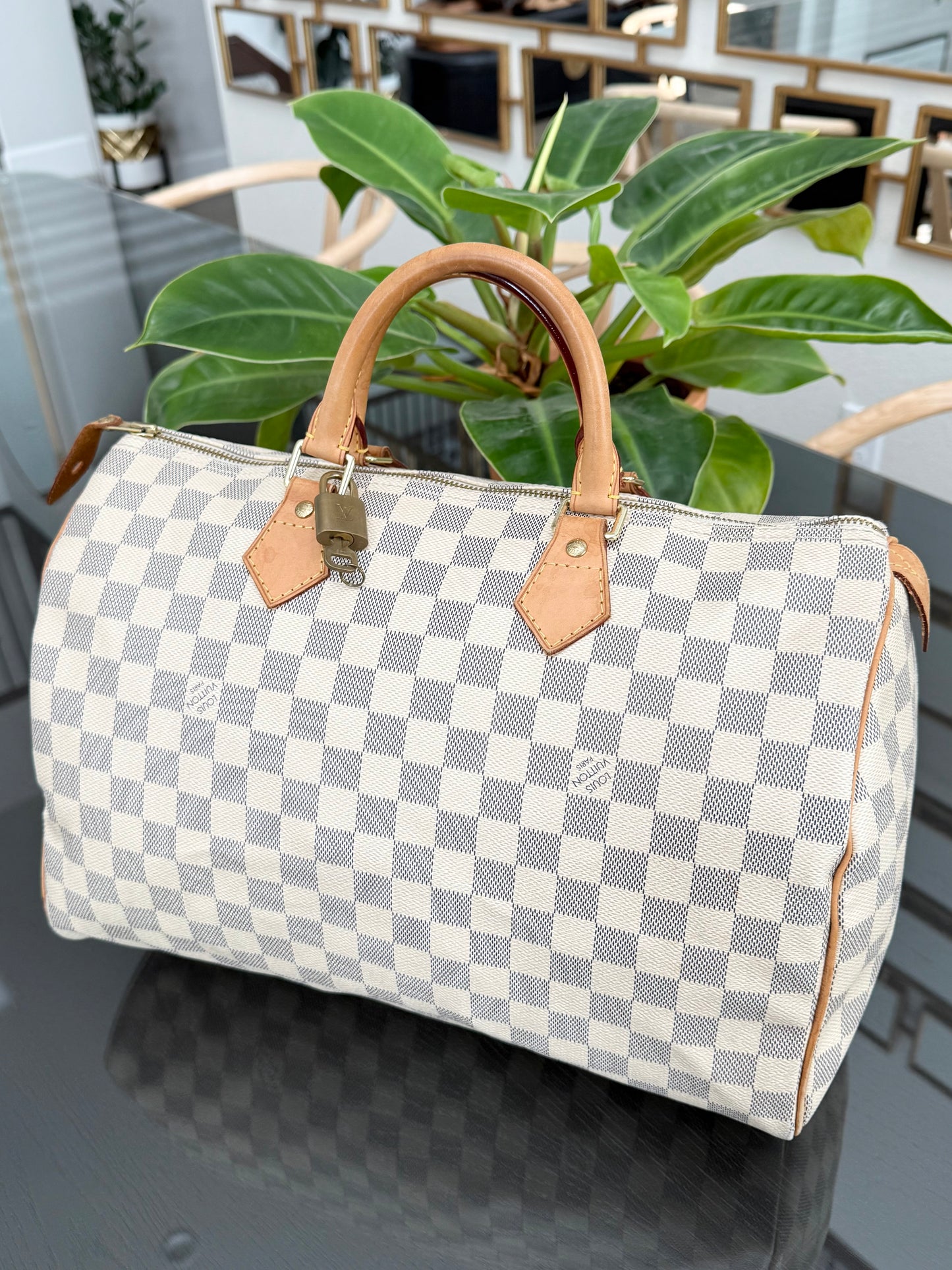 Speedy 35 Azur with π Lock & Key and Dustbag π·
ποΈ Year: 2013