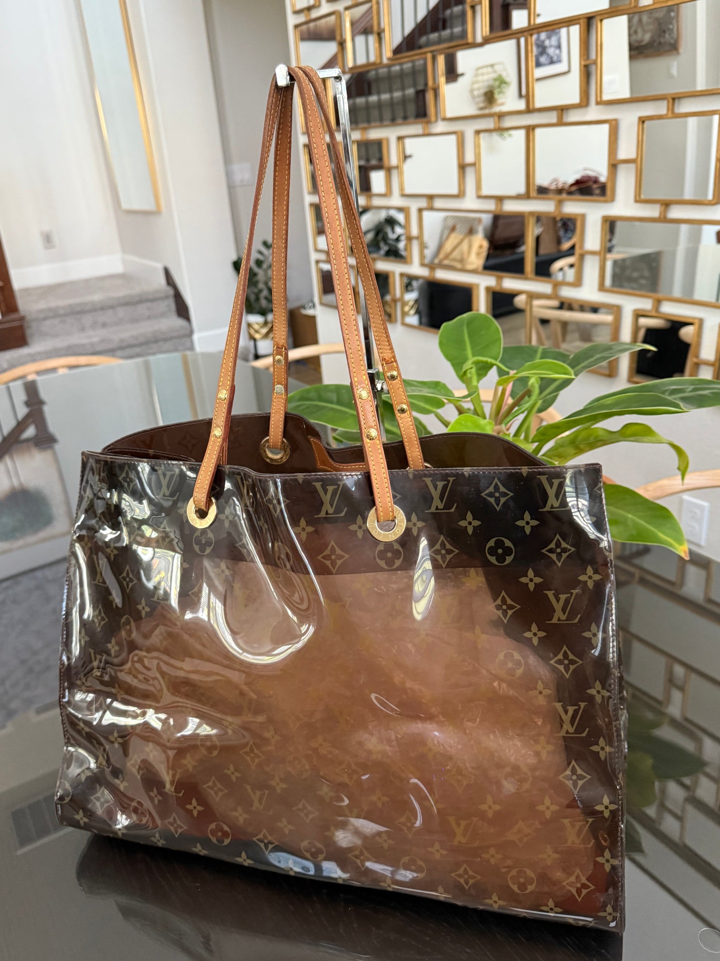 Clear Monogram Vinyl Cabas Cruise GM Tote- ๐
Year: 2000