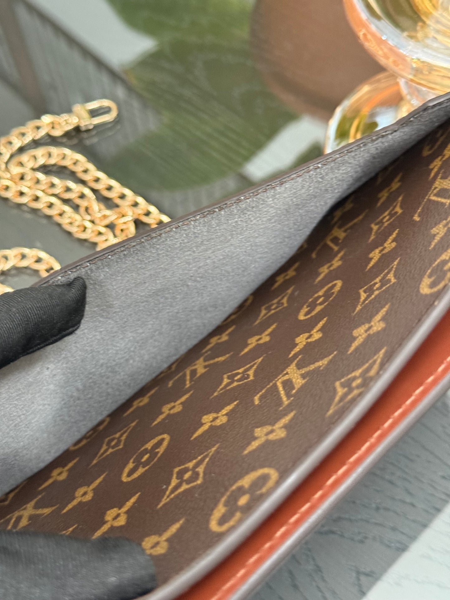 Pochette Homme Clutch-🗓️ Year: 1999