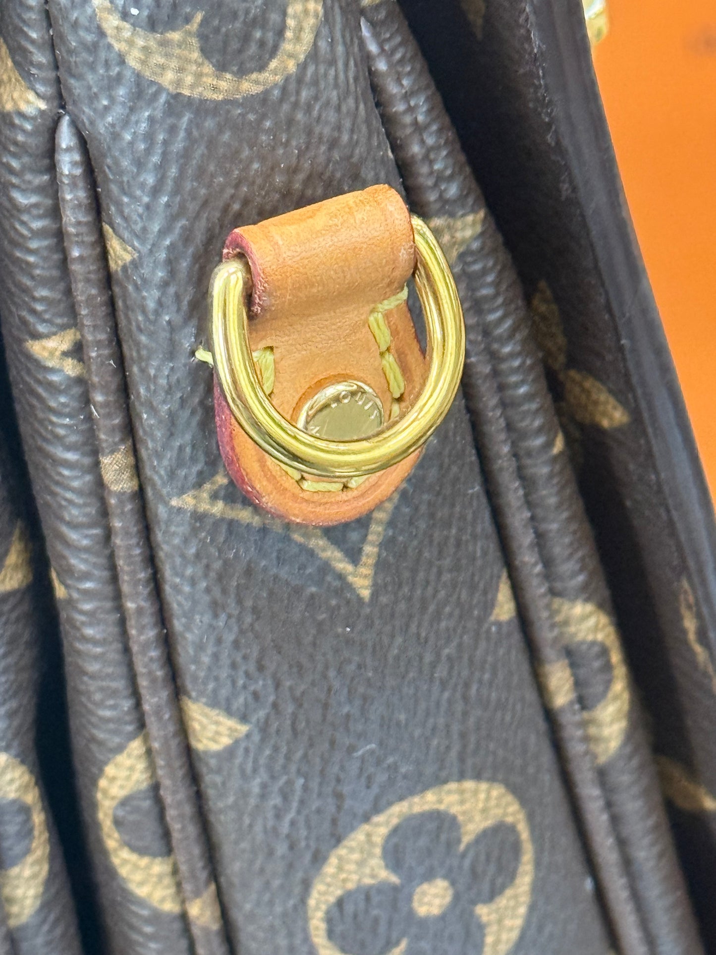 Pochette Metis with Box, Dustbag and Paper bag -Microchip & Authenticed