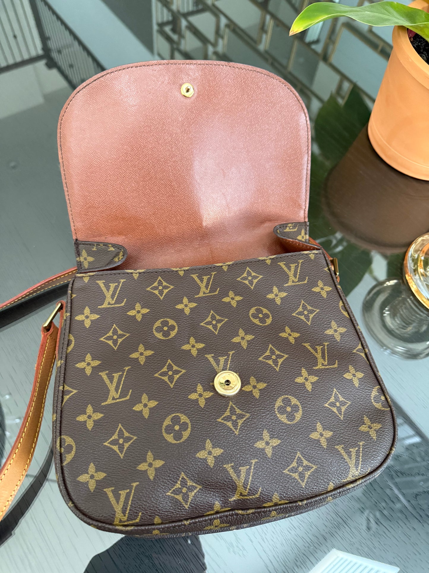 St.Cloud GM Crossbody 🗓️ Year: 1988