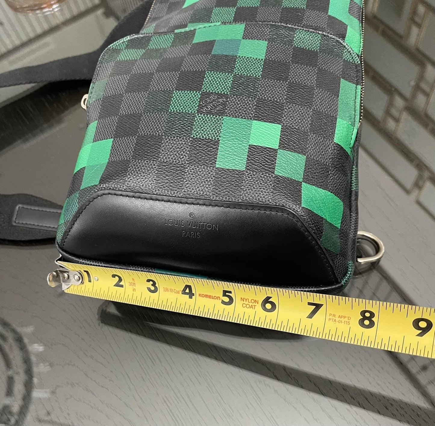 Avenue Sling Damier Graphite Green Pixel -Year 2018