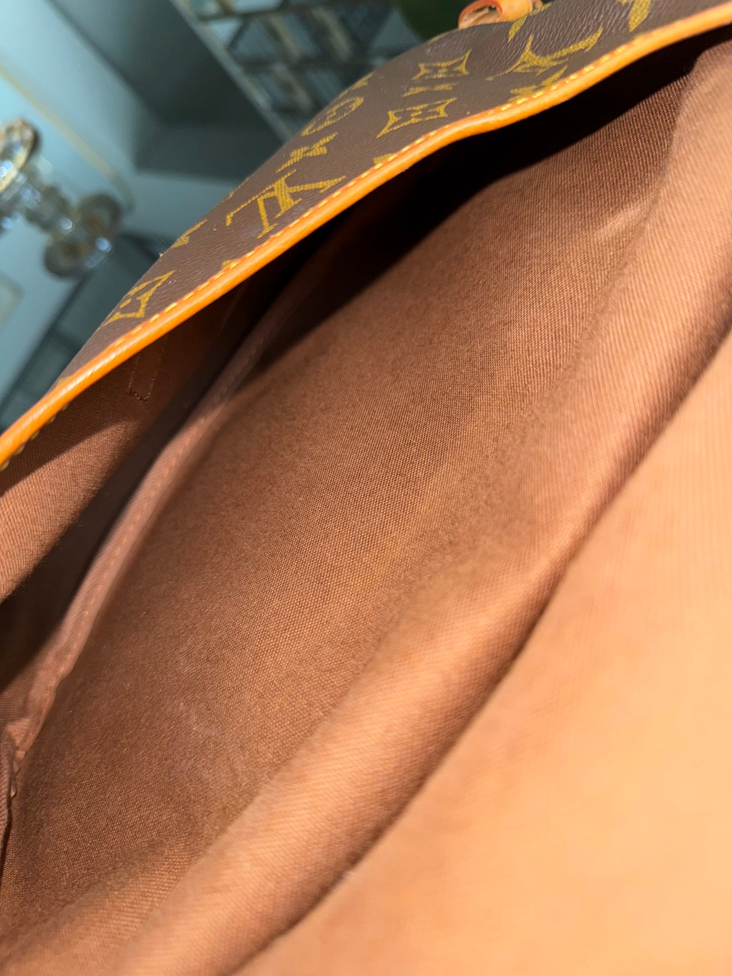 Saumur 30 Crossbody - Year: 1996