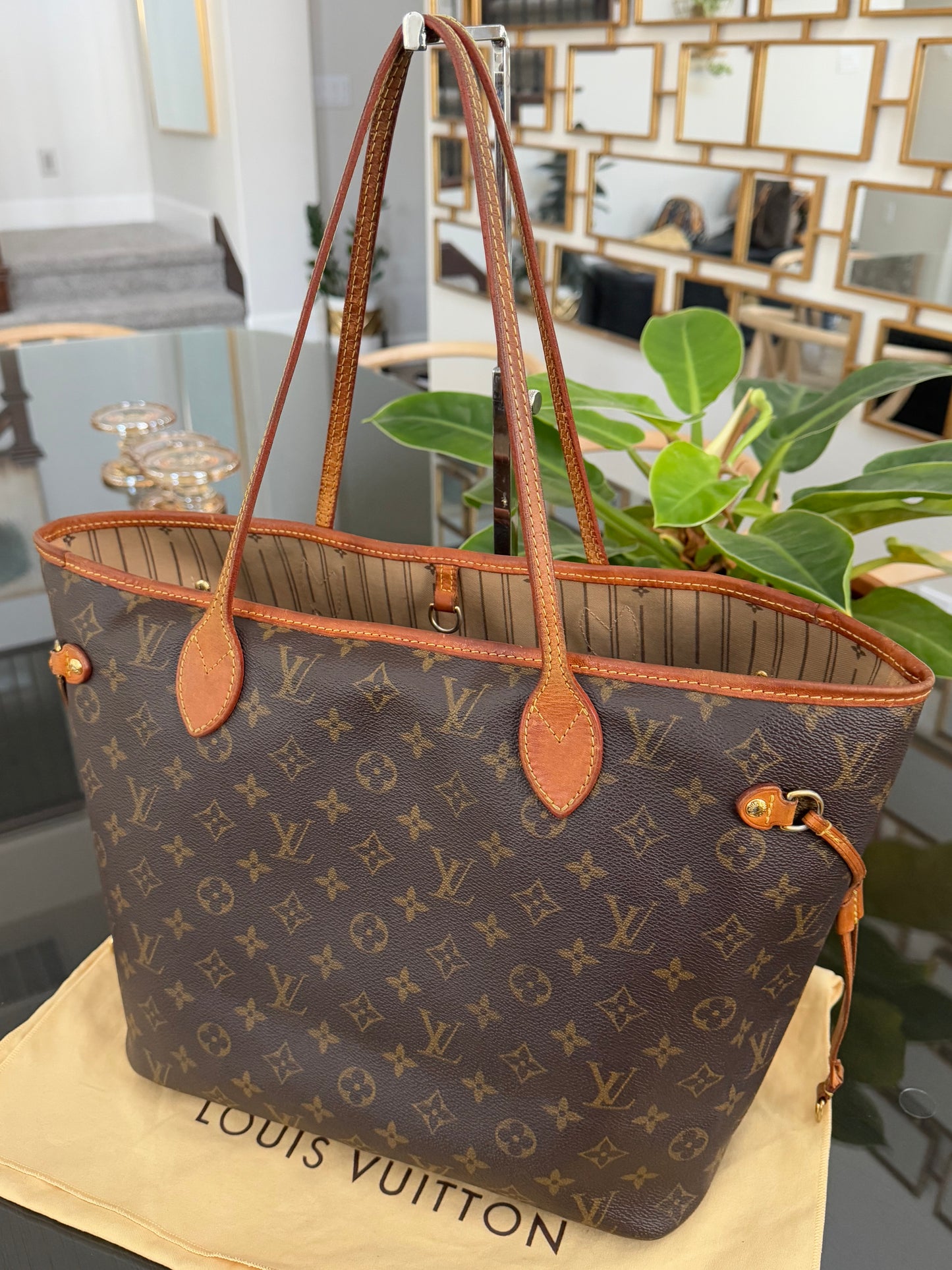 Neverfull MM with Dustbag -🗓️ Year: 2008