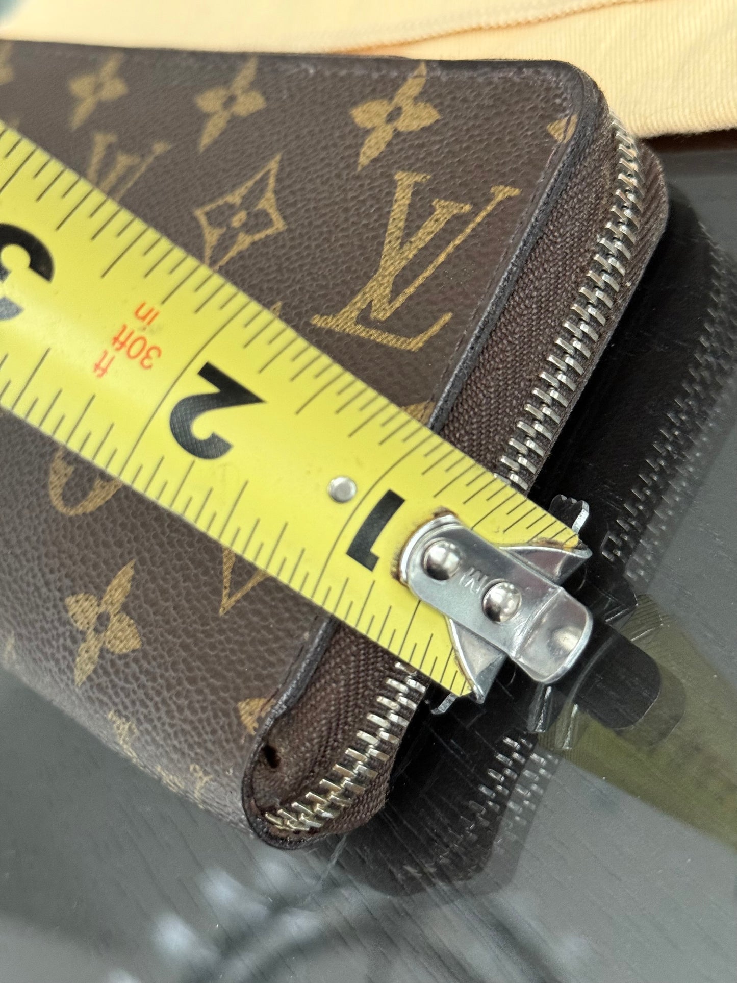 Monogram Zippy Long Wallet with Dustbag 🗓️ Year: 2006
