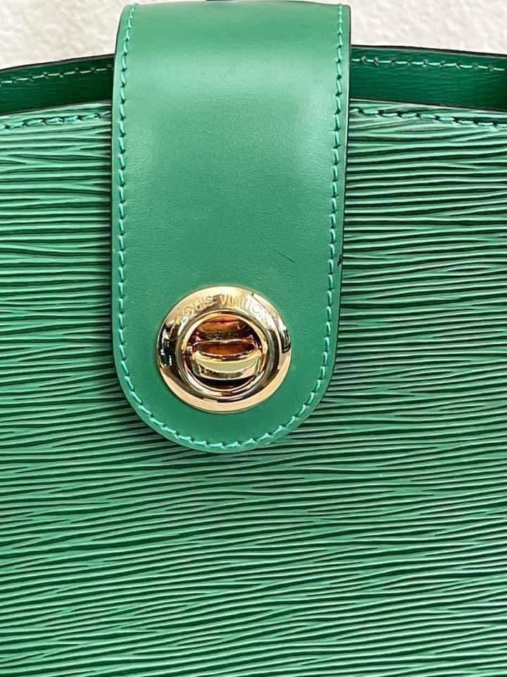 Epi Cluny in Green -Year: 1993
